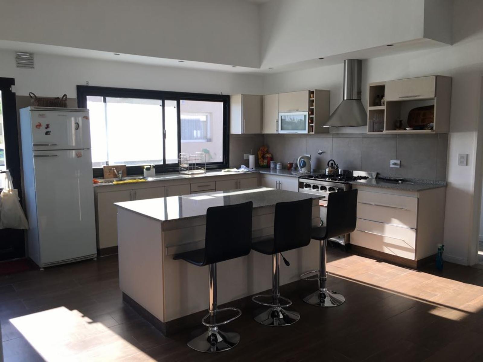 CASA en venta - A ESTRENAR - 1 PLANTA - BARRIO CERRADO SANTA ISABEL — foto 4