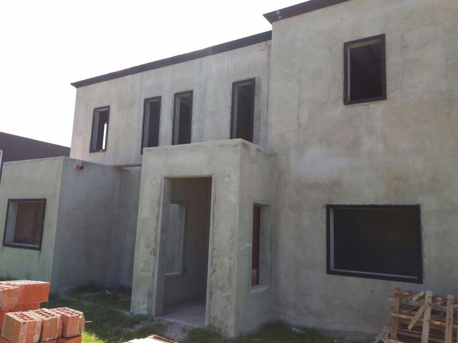 Haras Santa Maria - Casa a estrenar - Sector Eucalipto 67 - Countries y Barrios Cerrados Escobar