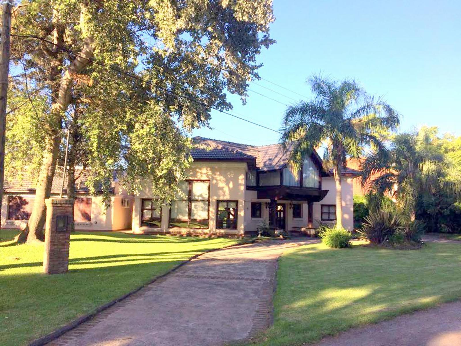CASA EN VENTA - AL RIO CON AMARRA Y MUELLE - 2000mts de terreno - Barrio Cube - Countries y Barrios Cerrados Escobar — foto 6