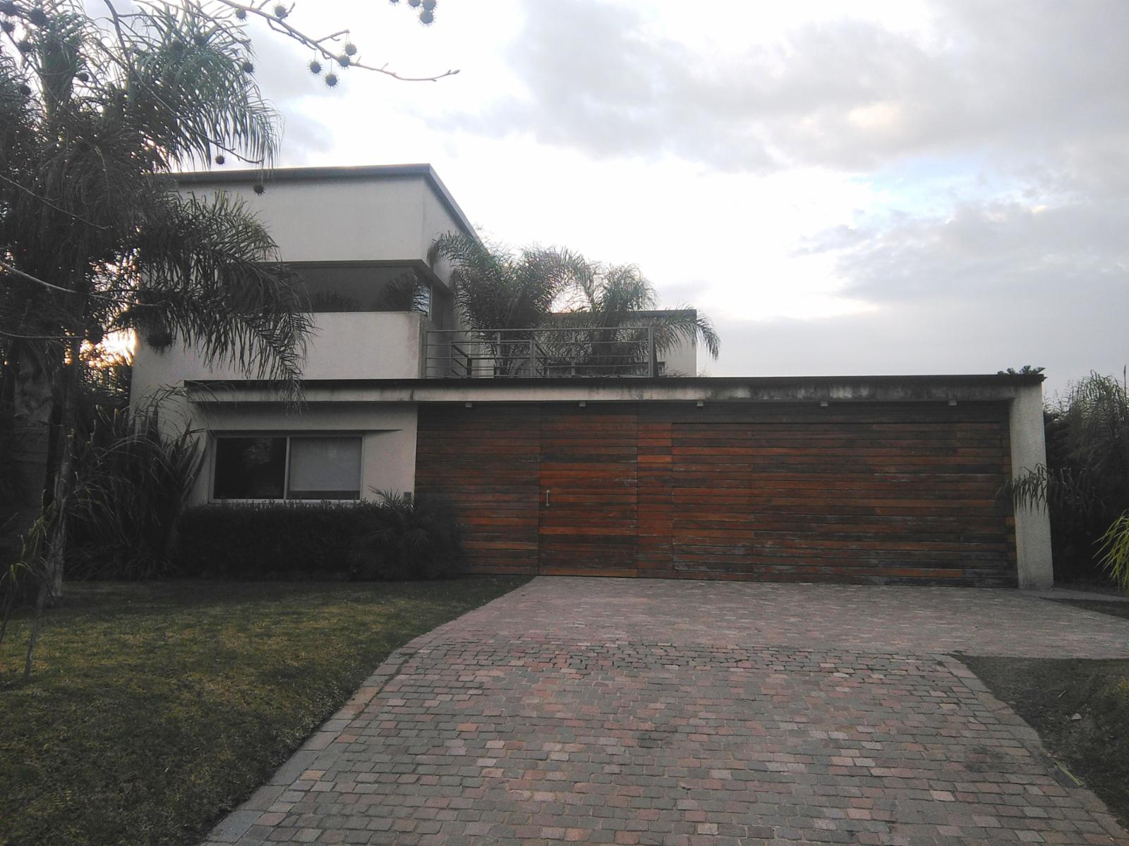 CASA EN VENTA - SEPTIEMBRE — foto 3