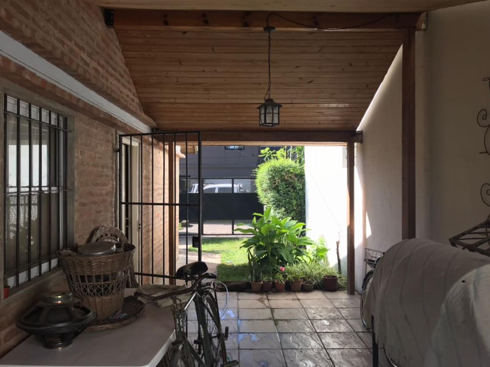 CASA EN VENTA - ZONA CASAS QUINTAS - LAS GLORIAS - INGENIERO MASCHWITZ — foto 9