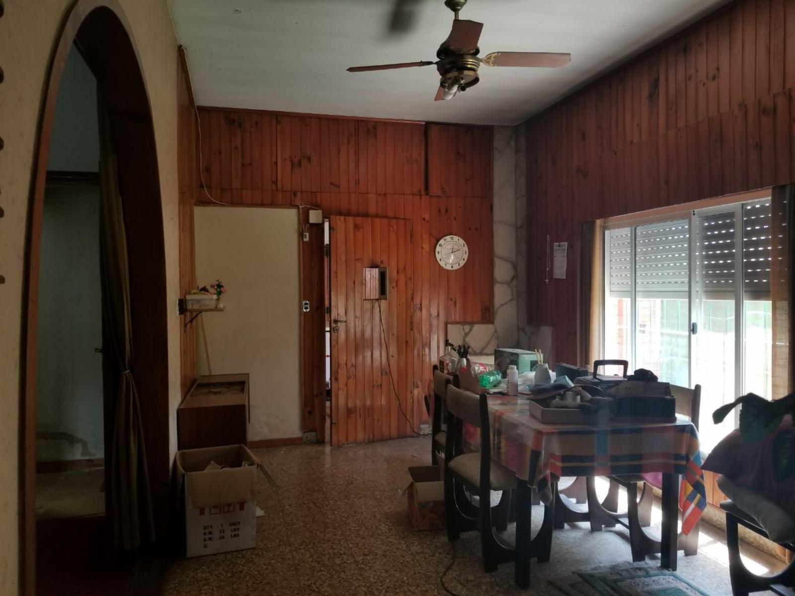 MASCHWITZ - CENTRO - CASA CON LOCAL COMERCIAL - APTO CREDITO HIPOTECARIO