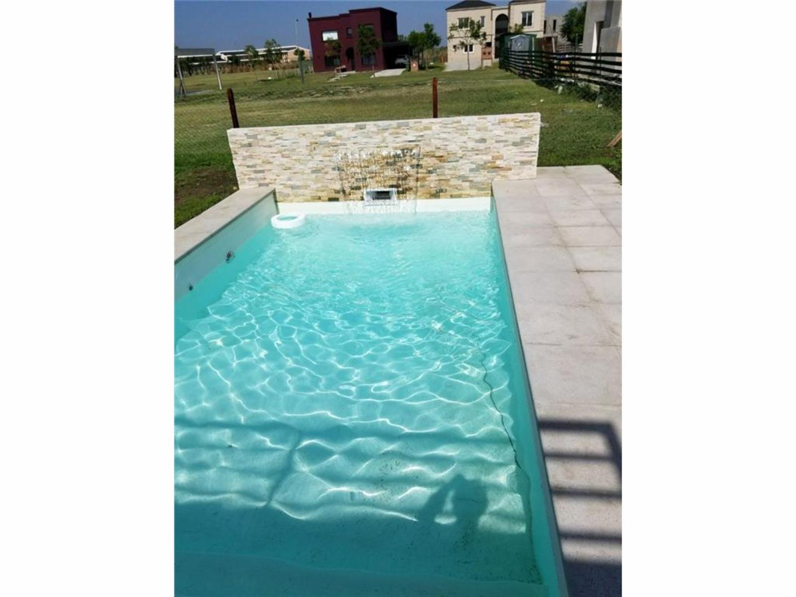 CASA A ESTRENAR C/ DISEÑO - PUERTOS DEL LAGO - BARRIO VISTAS - LOTE INTERNO — foto 2