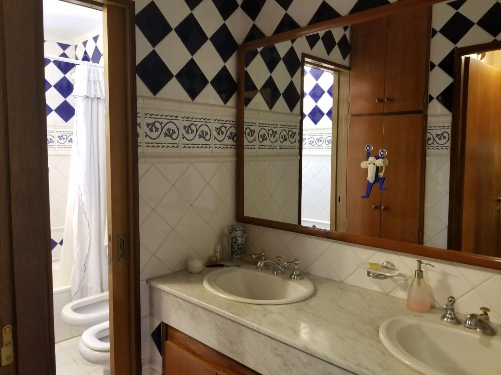 IMPECABLE CASA - ESCOBAR CENTRO - calle Cervantes — foto 5