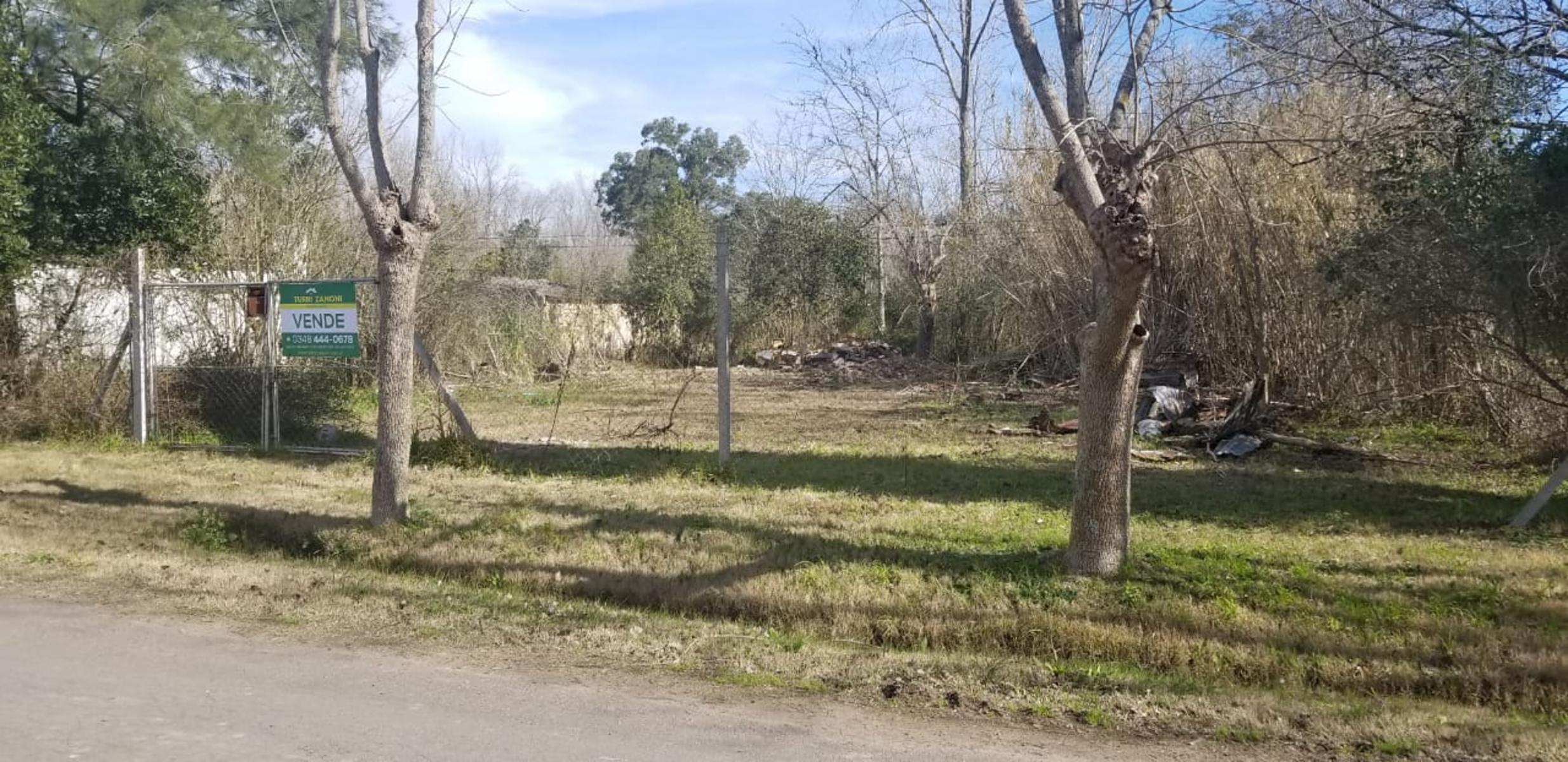 FRACCION de 3724 mts en calle Reconquista - Dique Lujan