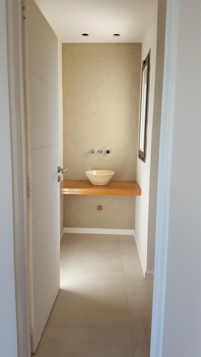 HERMOSA CASA A ESTRENAR - EL CANTON - BARRIO ISLAS — foto 15