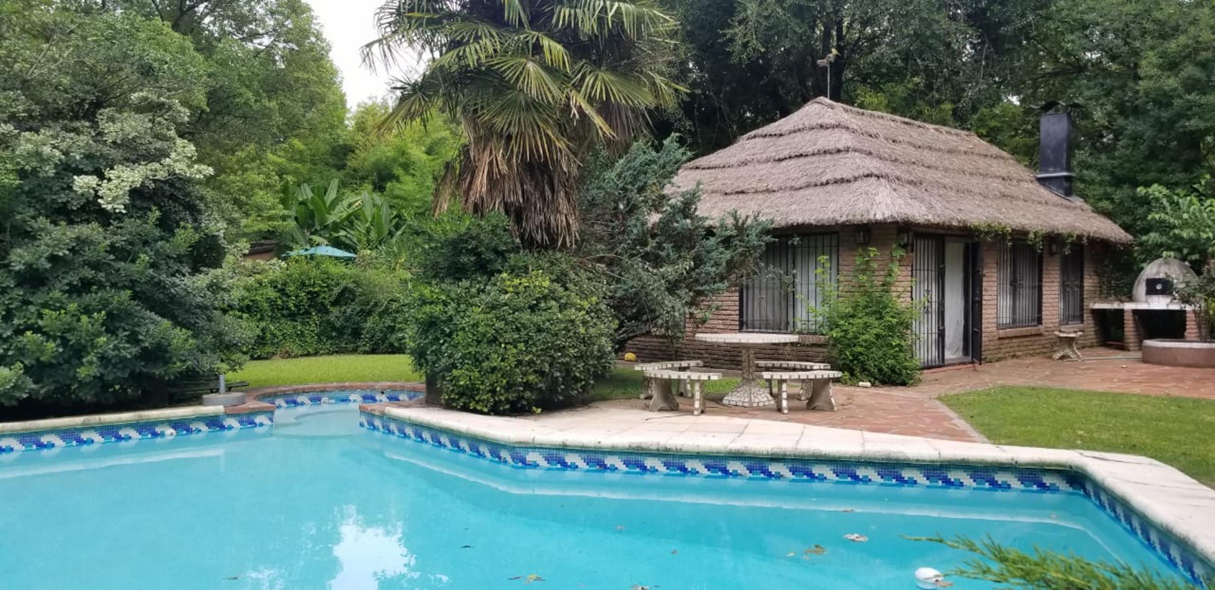 Casaquinta de fin de semana en zona Residencial Las Glorias — foto 4