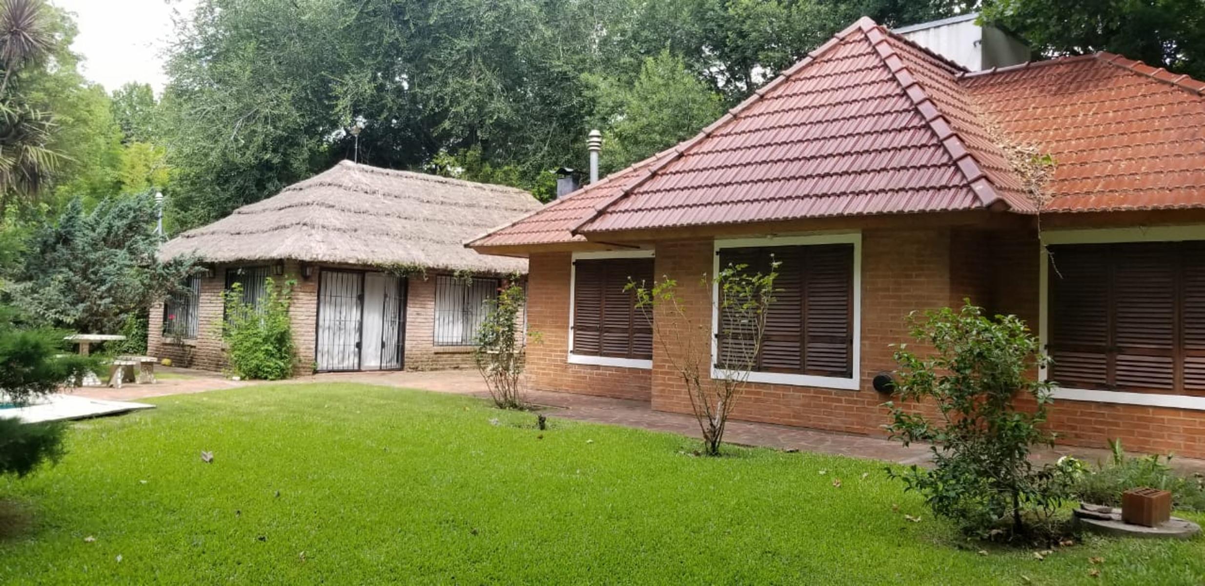 Casaquinta de fin de semana en zona Residencial Las Glorias — foto 5