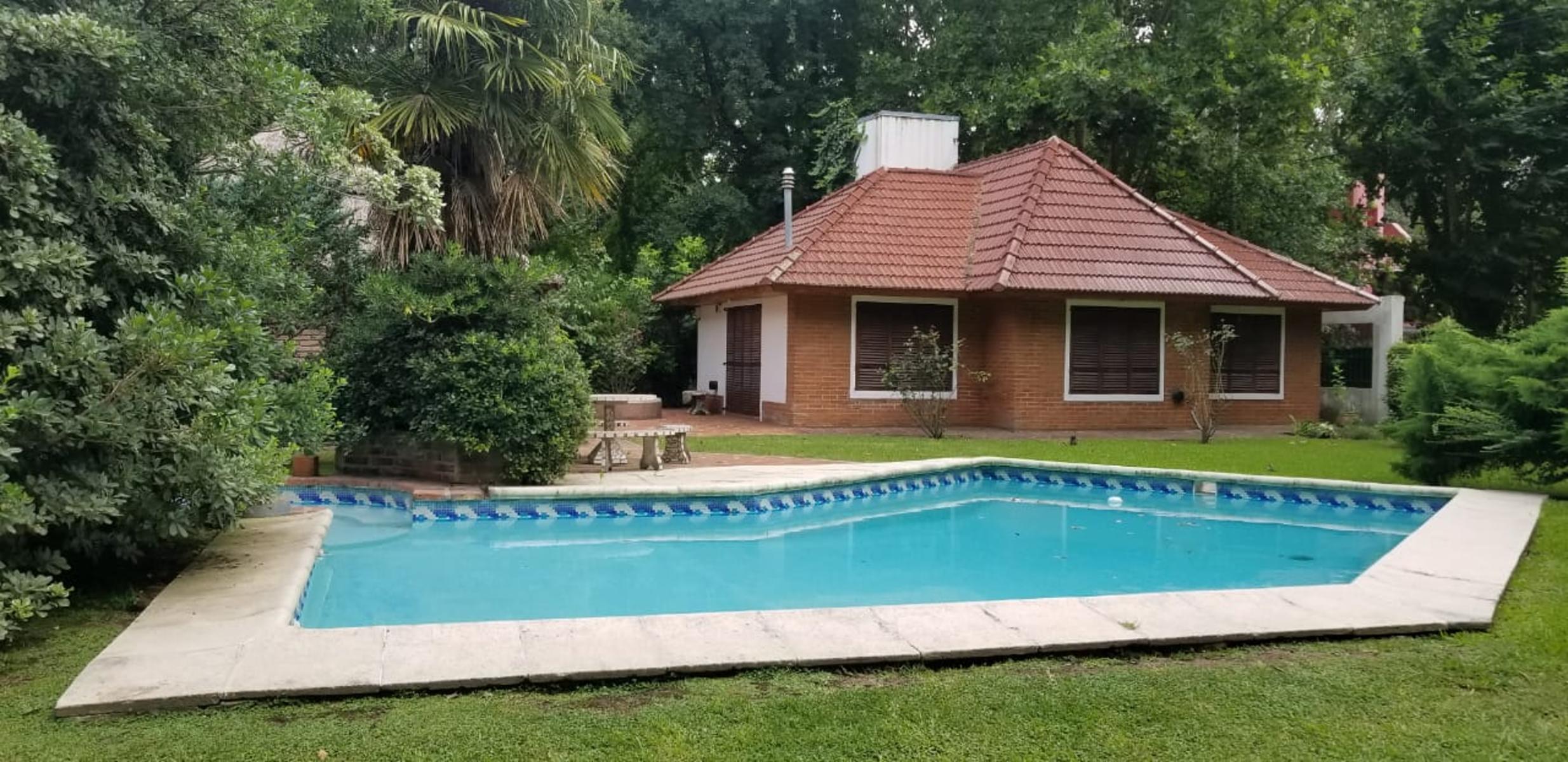 Casaquinta de fin de semana en zona Residencial Las Glorias — foto 7