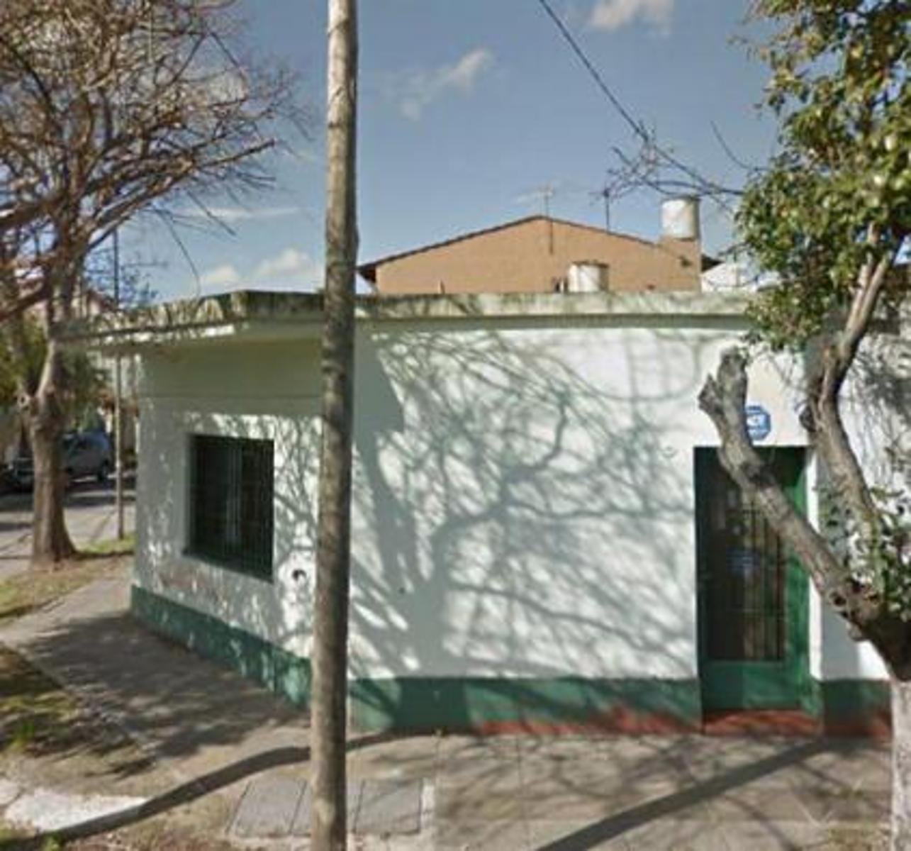 Villa Adelina - A 6 cuadras de Panamericana y Thames - Casa en Venta a Reciclar o Modernizar — foto 2