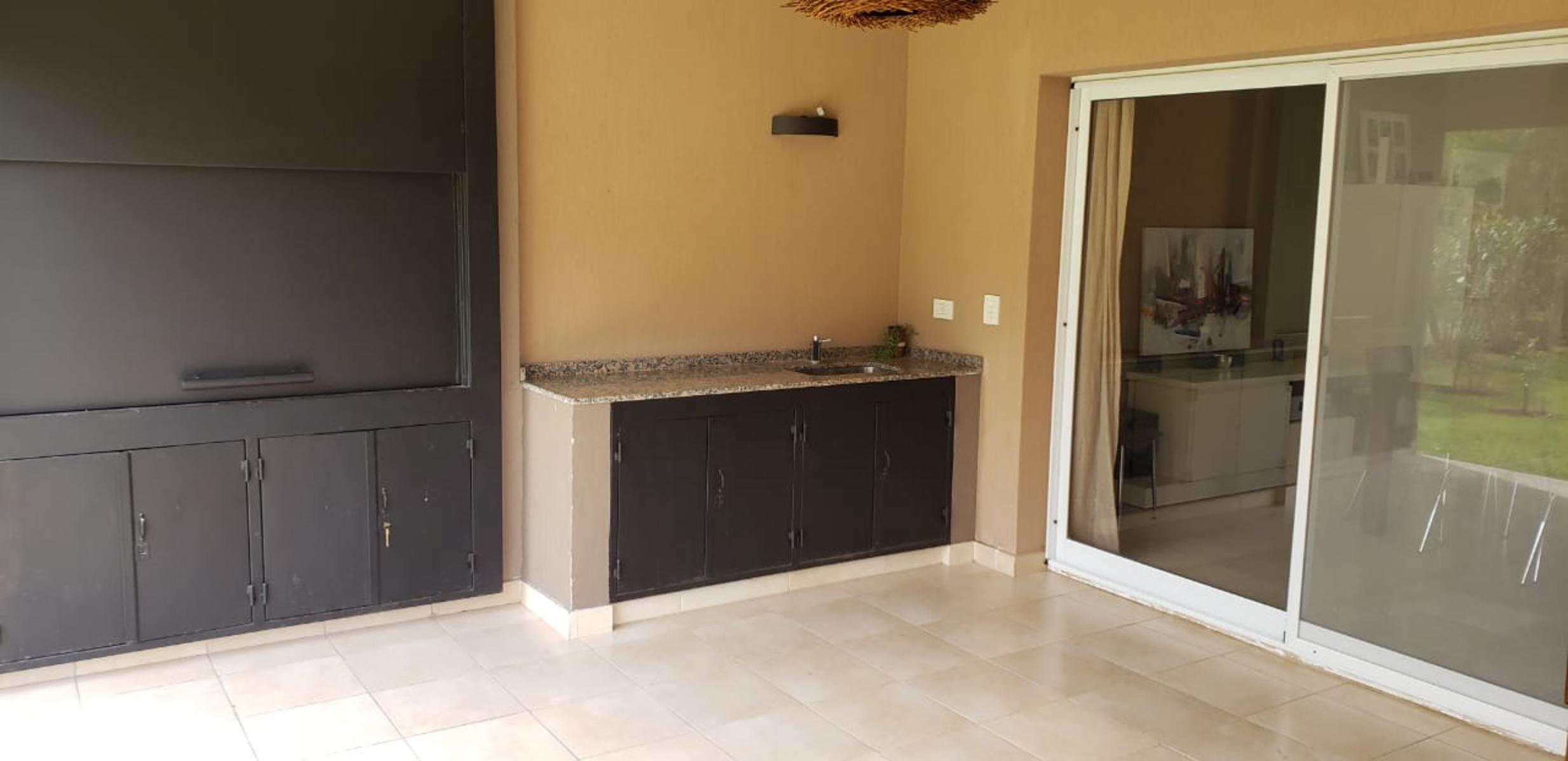 Moderna Casa Santa Catalina - Villanueva - Tigre — foto 4