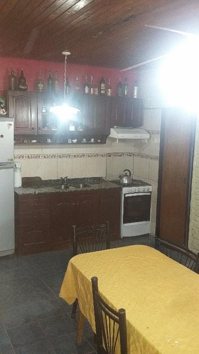 2 CASAS SOBRE LOTE PROPIO, IDEAL 2 FAMILIAS. MORON SUR — foto 8