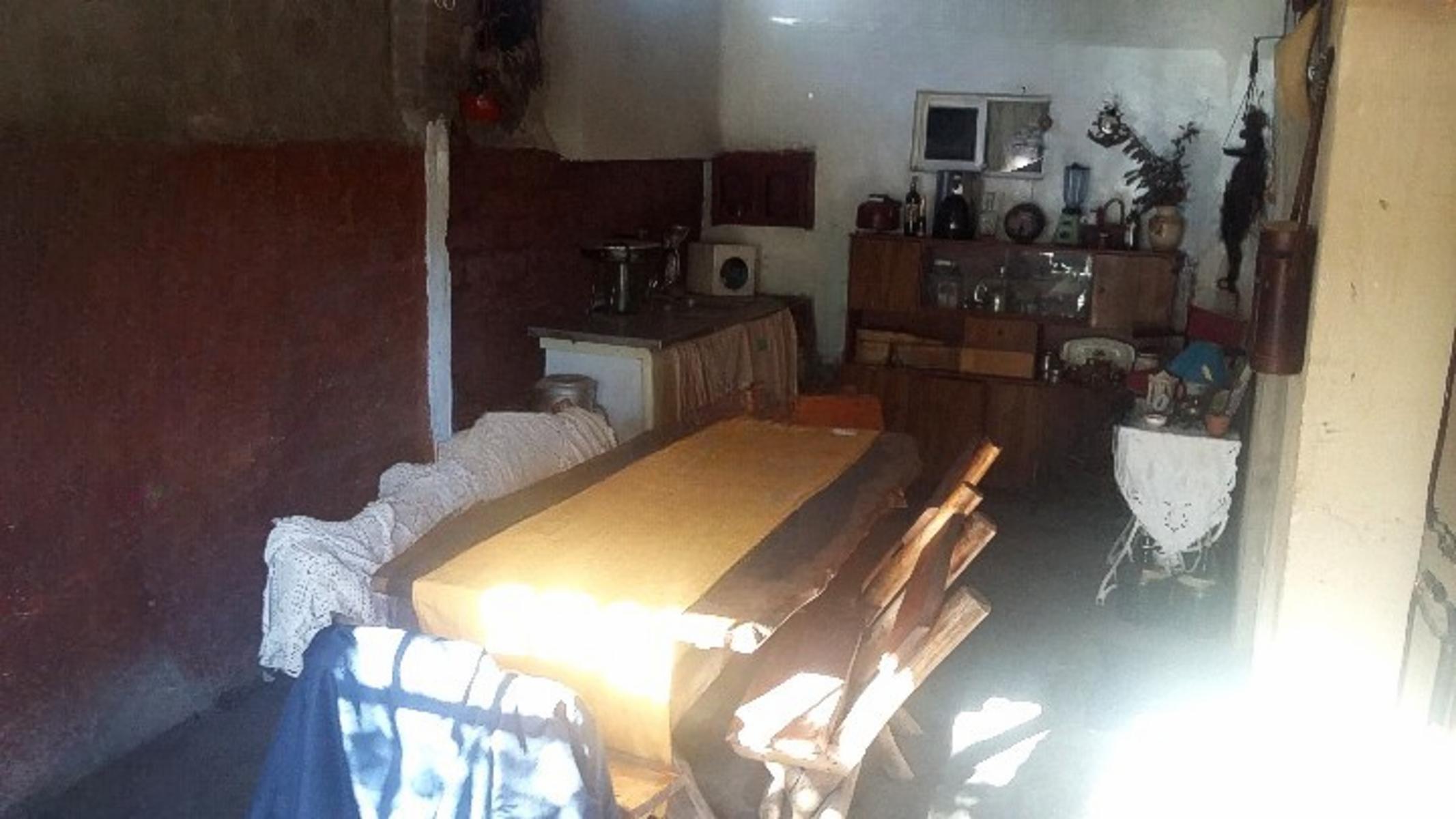 2 CASAS SOBRE LOTE PROPIO, IDEAL 2 FAMILIAS. MORON SUR — foto 9
