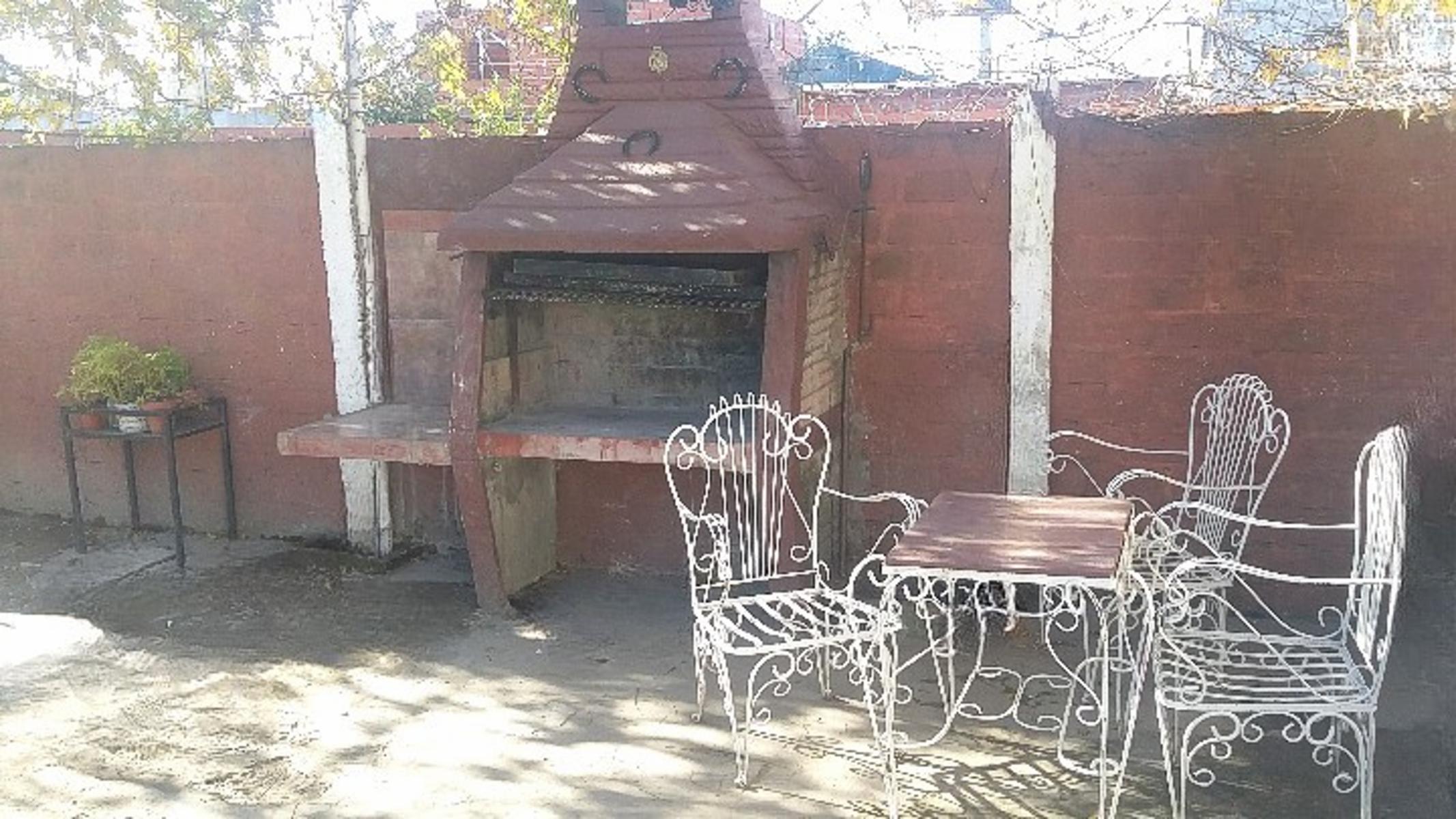 2 CASAS SOBRE LOTE PROPIO, IDEAL 2 FAMILIAS. MORON SUR — foto 10