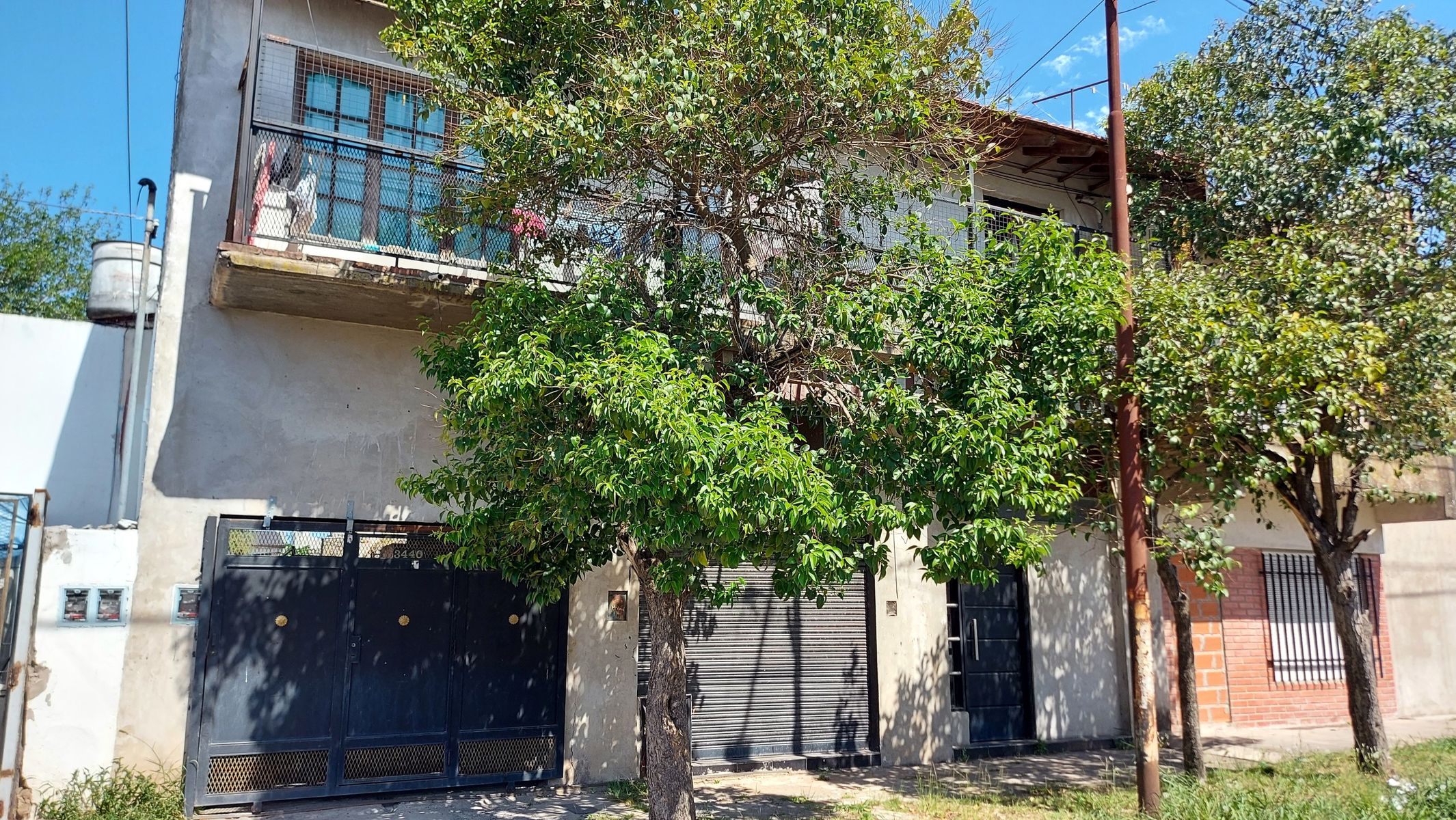 Venta casa Moron con local