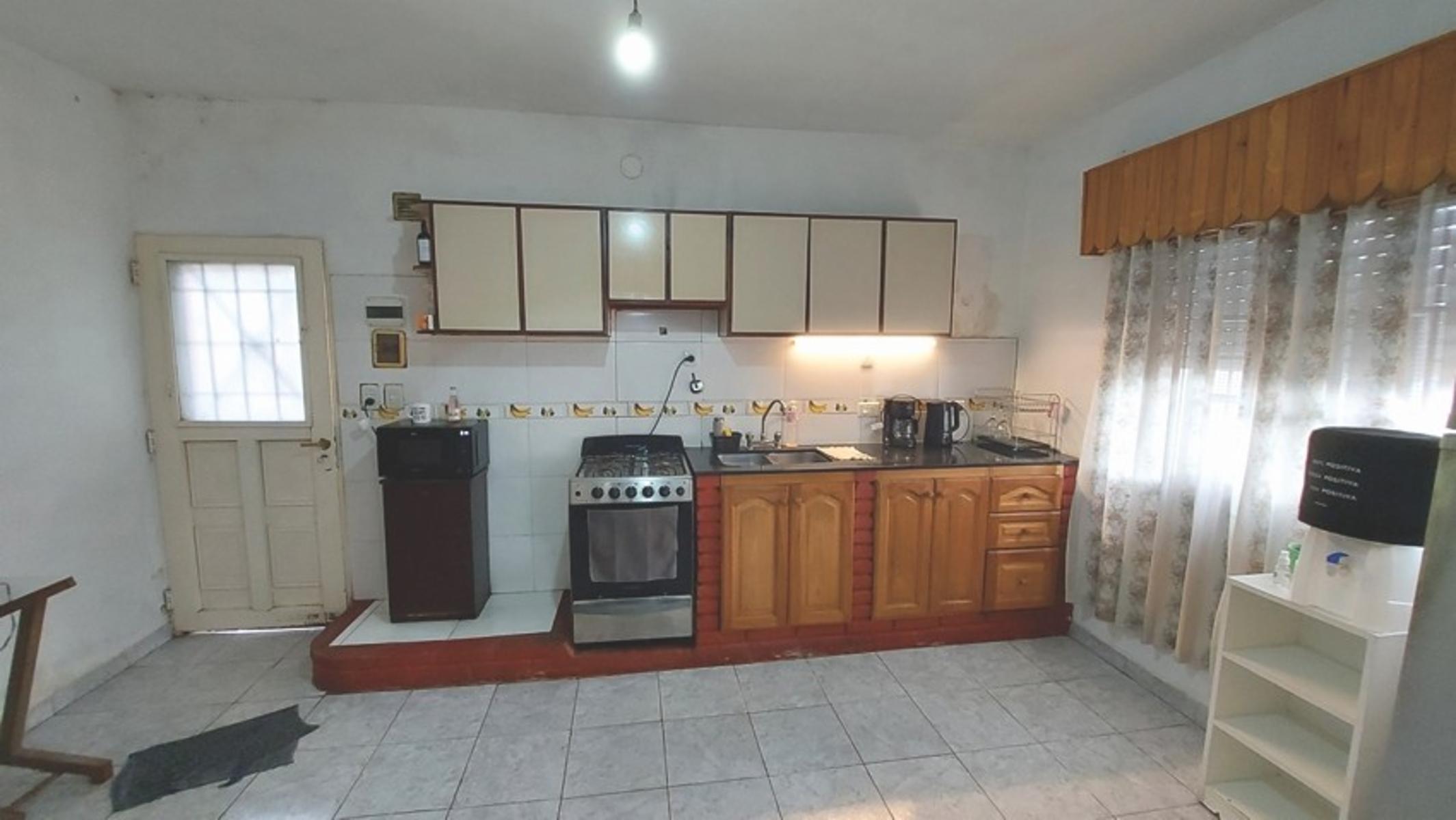VENTA CASA 3 AMBIENTES RAFAEL CASTILLO