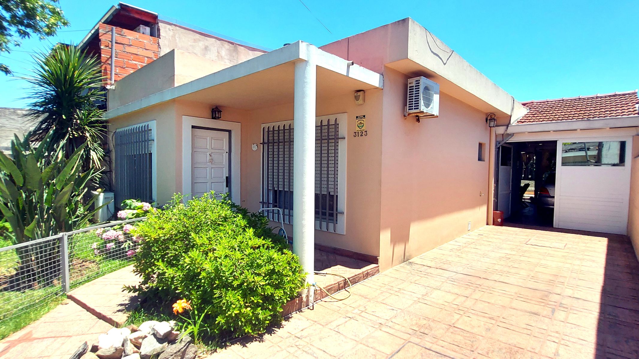 Excelente casa familiar Moron