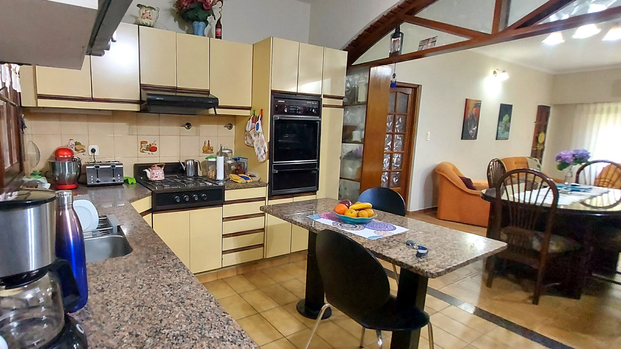 Excelente casa familiar Moron — foto 8