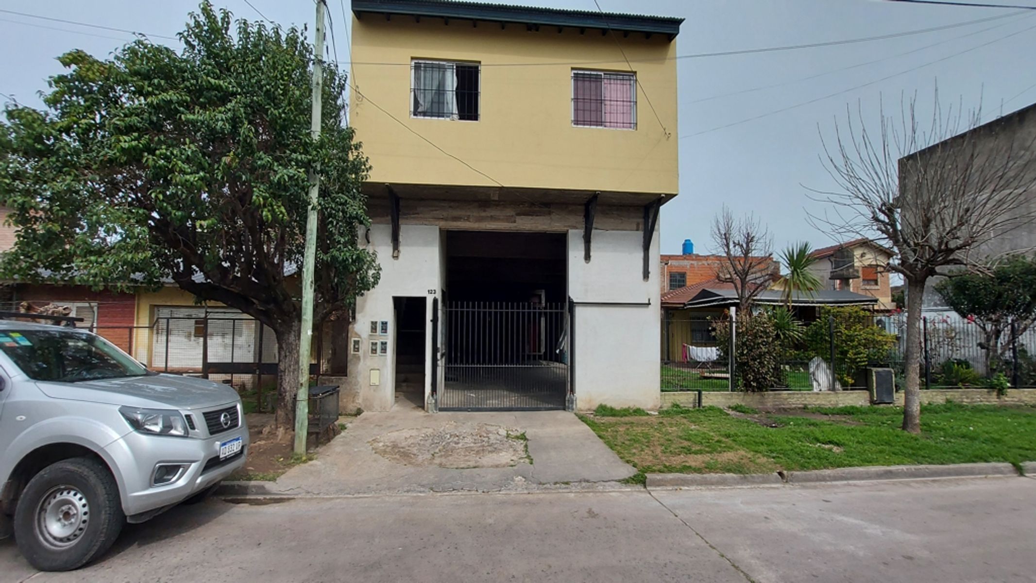 Alquiler 2 ambientes y medio Moron Castelar