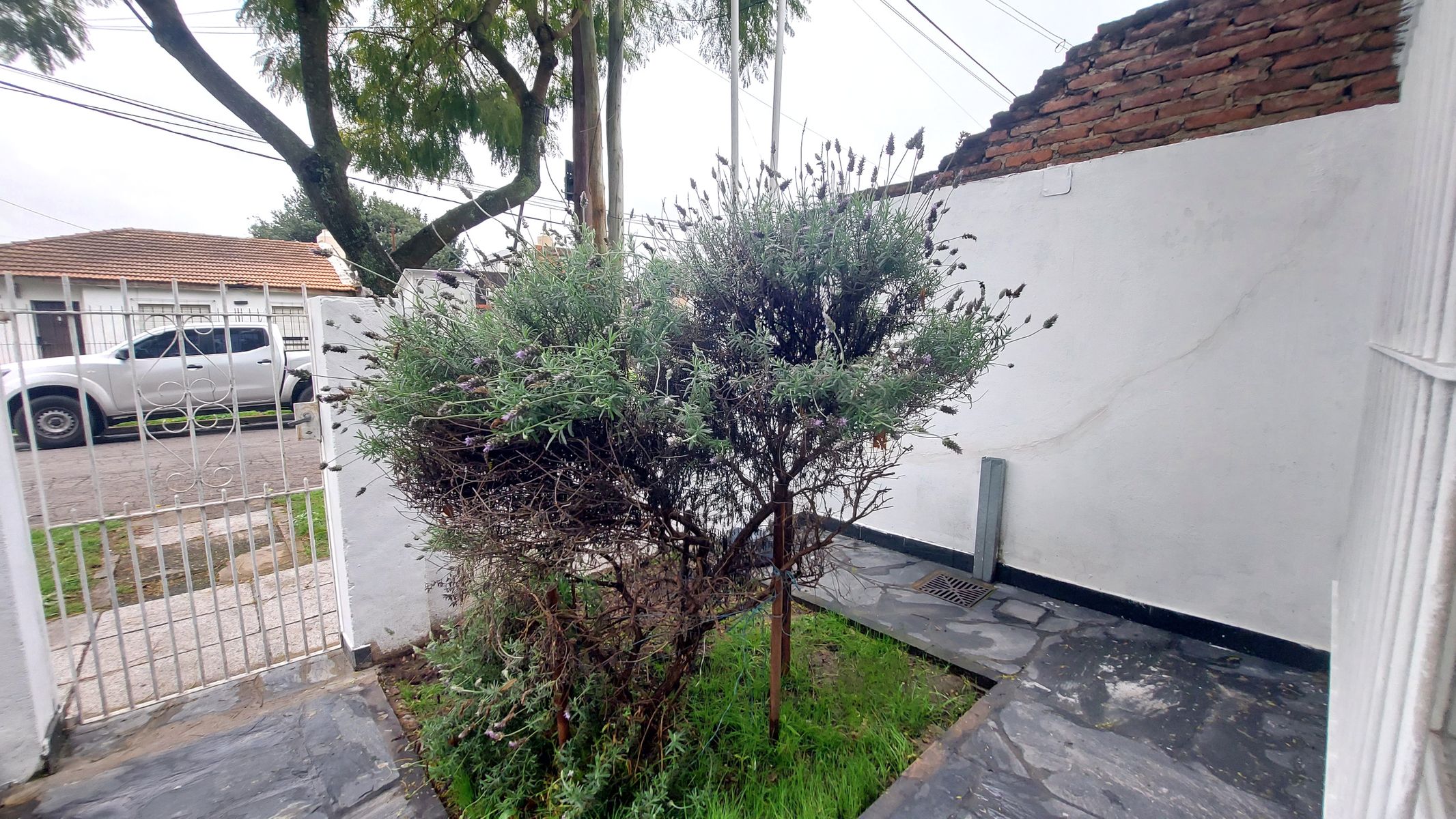 Gran oportunidad 2 x 1 casas Moron - 34
