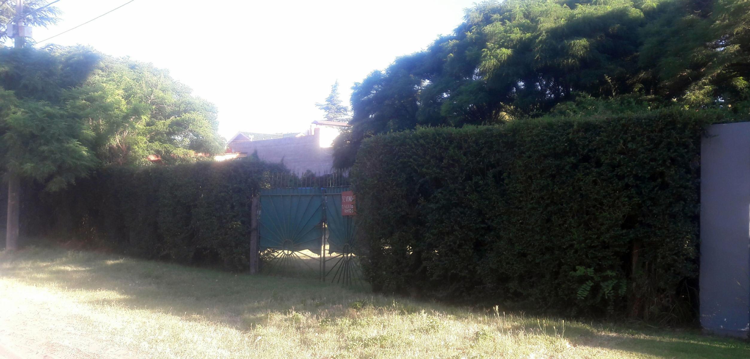 Imperdible Lote en la mejor zona de Santa Rosa sobre Doering - 1