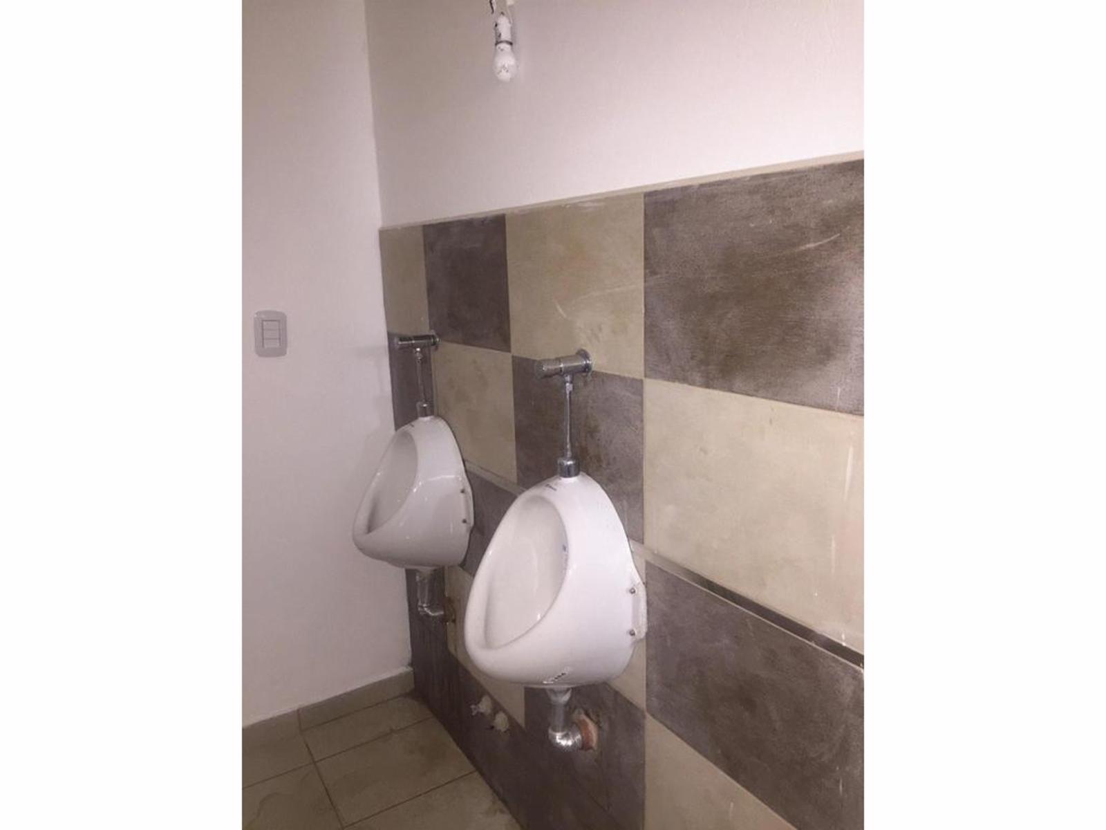 IMPORTANTE LOCAL COMERCIAL A ESTRENAR — foto 14