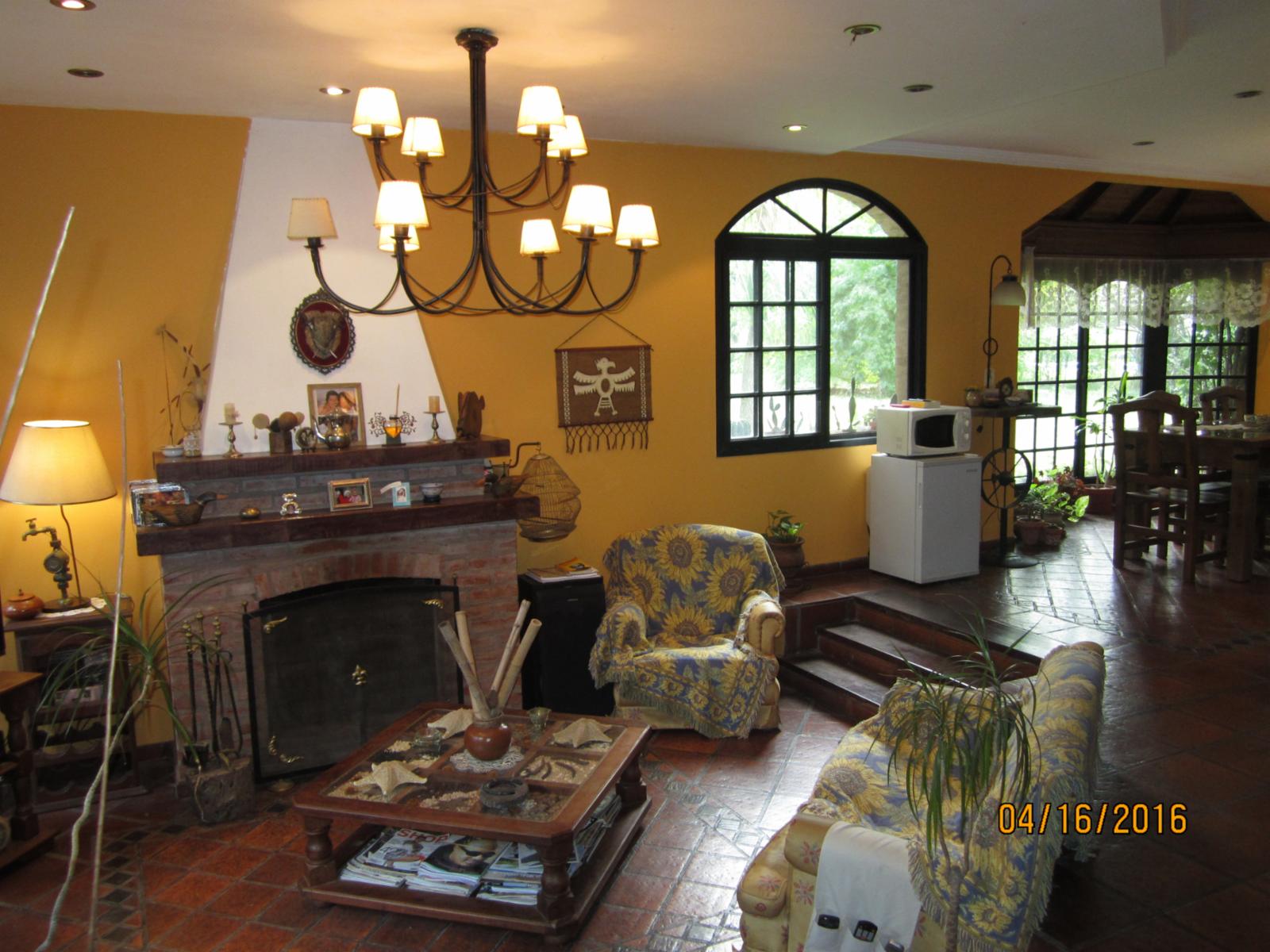 MAGNIFICO CHALET SOBRE GRAN LOTE EN EL PARAISO — foto 5