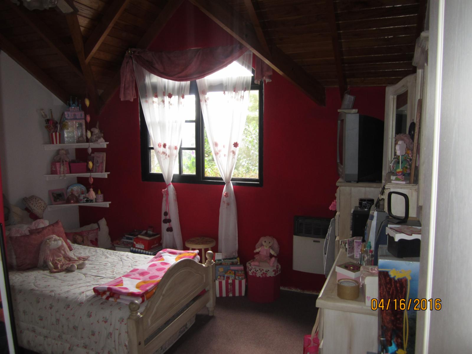 MAGNIFICO CHALET SOBRE GRAN LOTE EN EL PARAISO — foto 7
