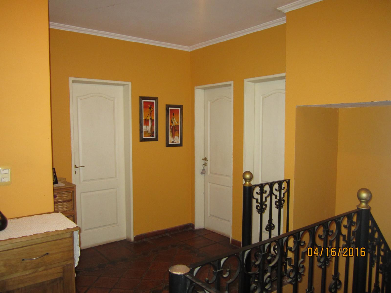 MAGNIFICO CHALET SOBRE GRAN LOTE EN EL PARAISO — foto 11