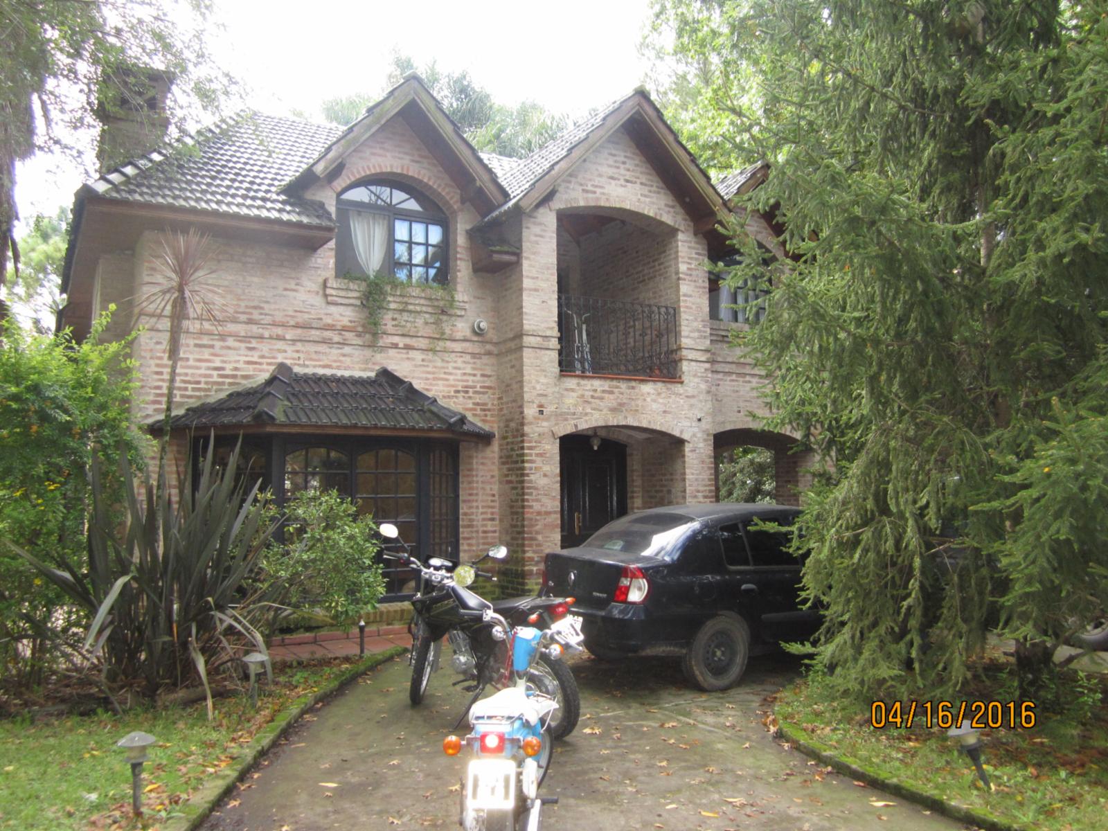 MAGNIFICO CHALET SOBRE GRAN LOTE EN EL PARAISO — foto 12