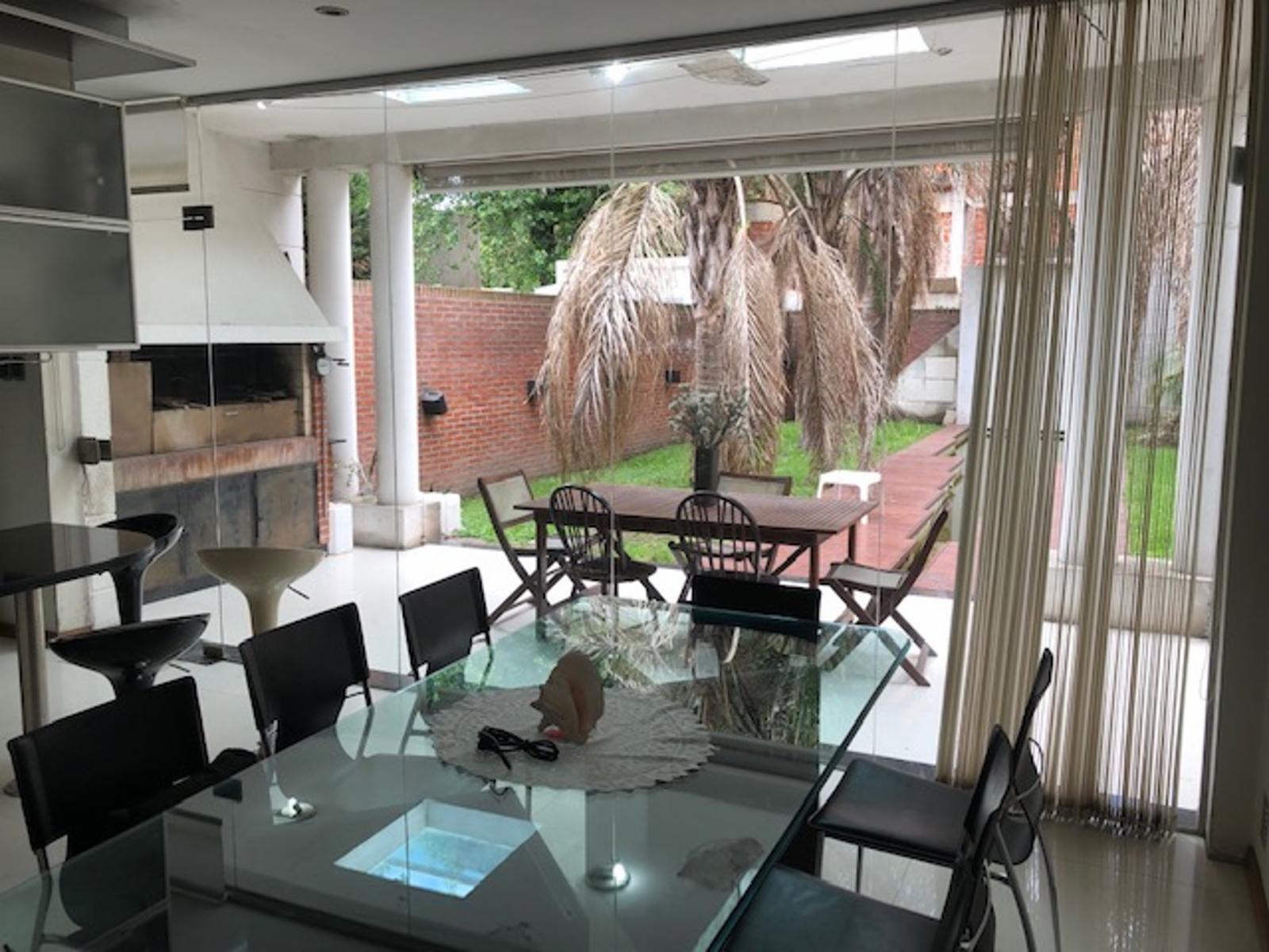 IMPORTANTE CHALET DE CATEGORIA — foto 11