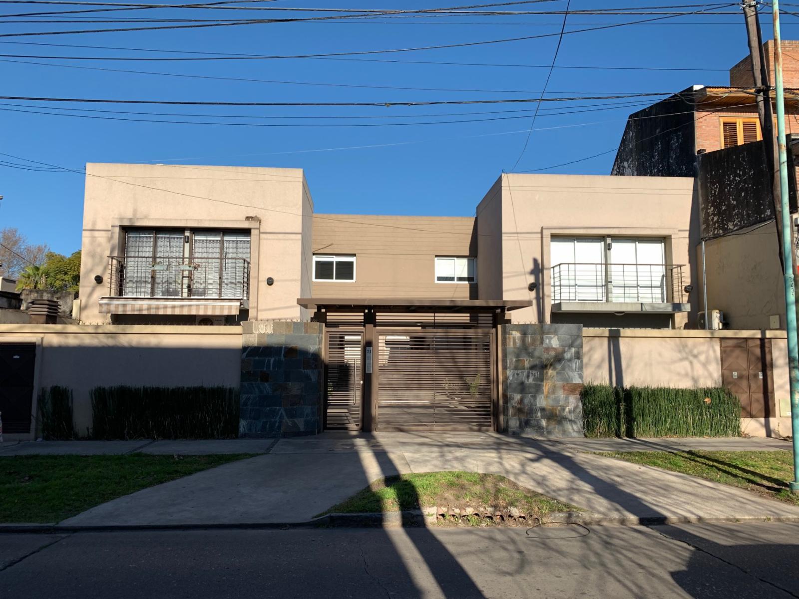 GRAN DUPLEX DE 4 AMB EN COMPLEJO