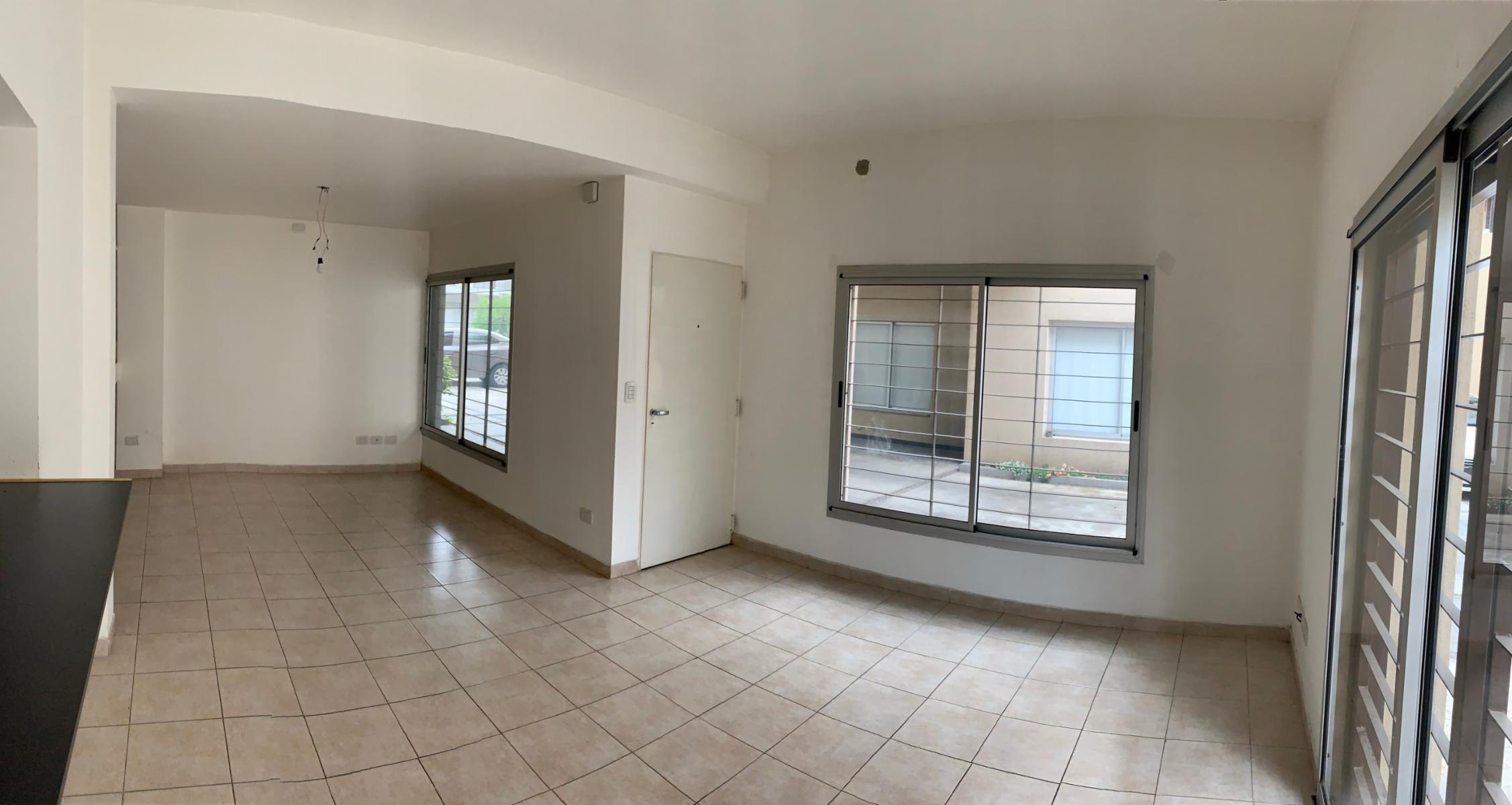 GRAN DUPLEX DE 4 AMB EN COMPLEJO — foto 9