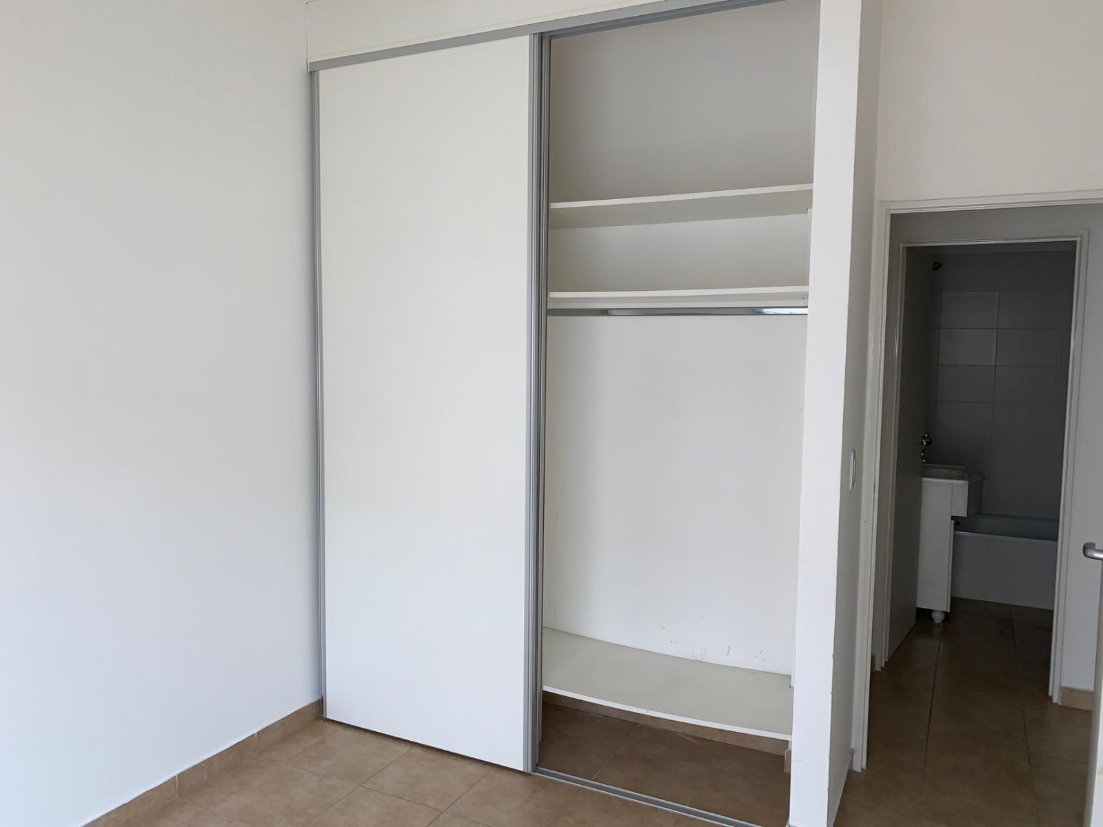 GRAN DUPLEX DE 4 AMB EN COMPLEJO — foto 13