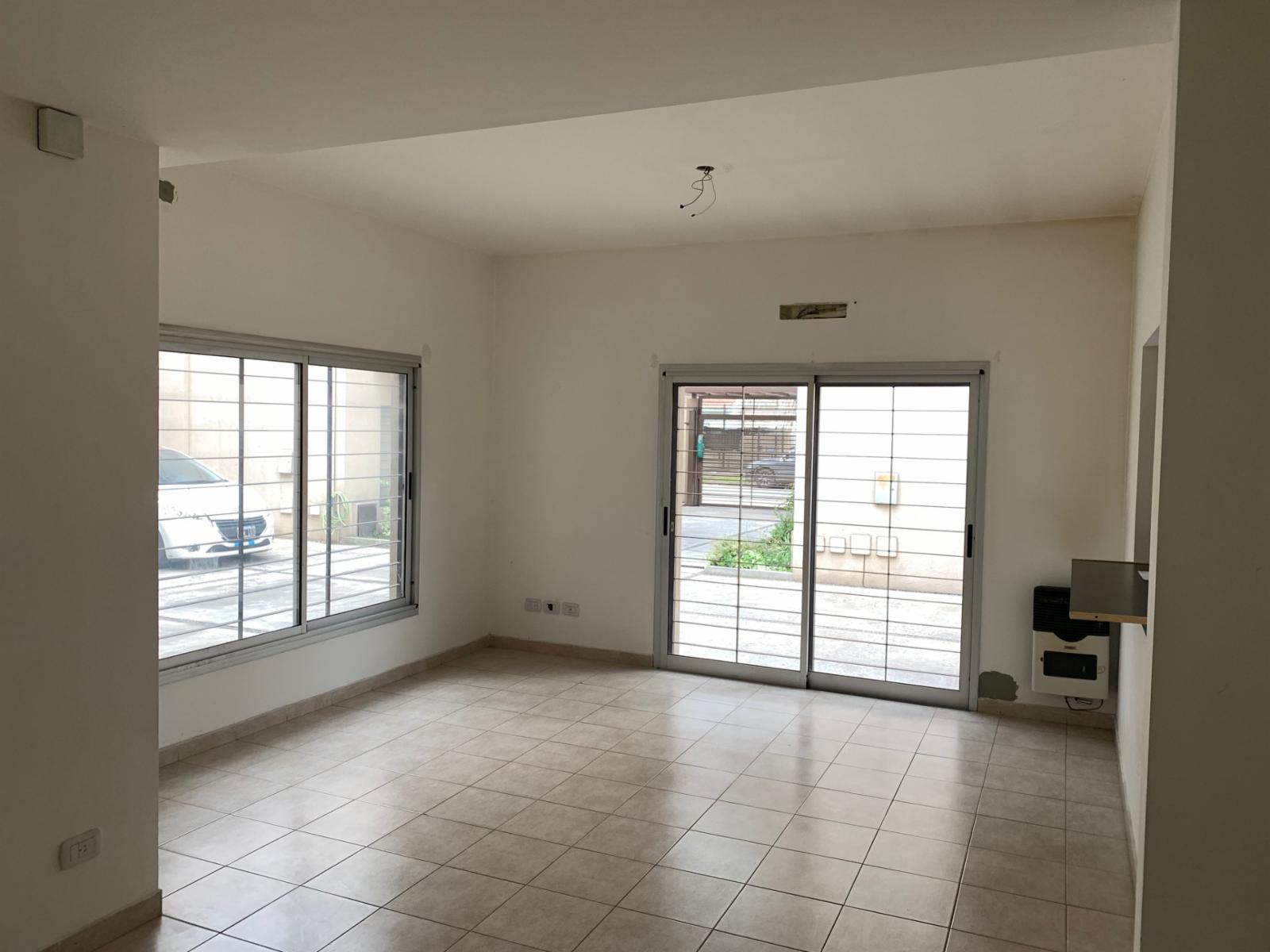 GRAN DUPLEX DE 4 AMB EN COMPLEJO — foto 14