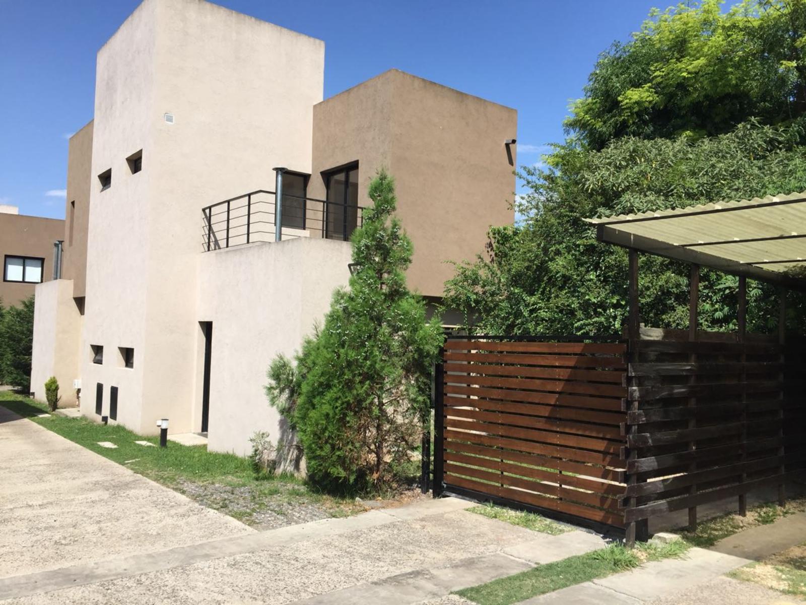 HERMOSO DUPLEX DE 2 AMB