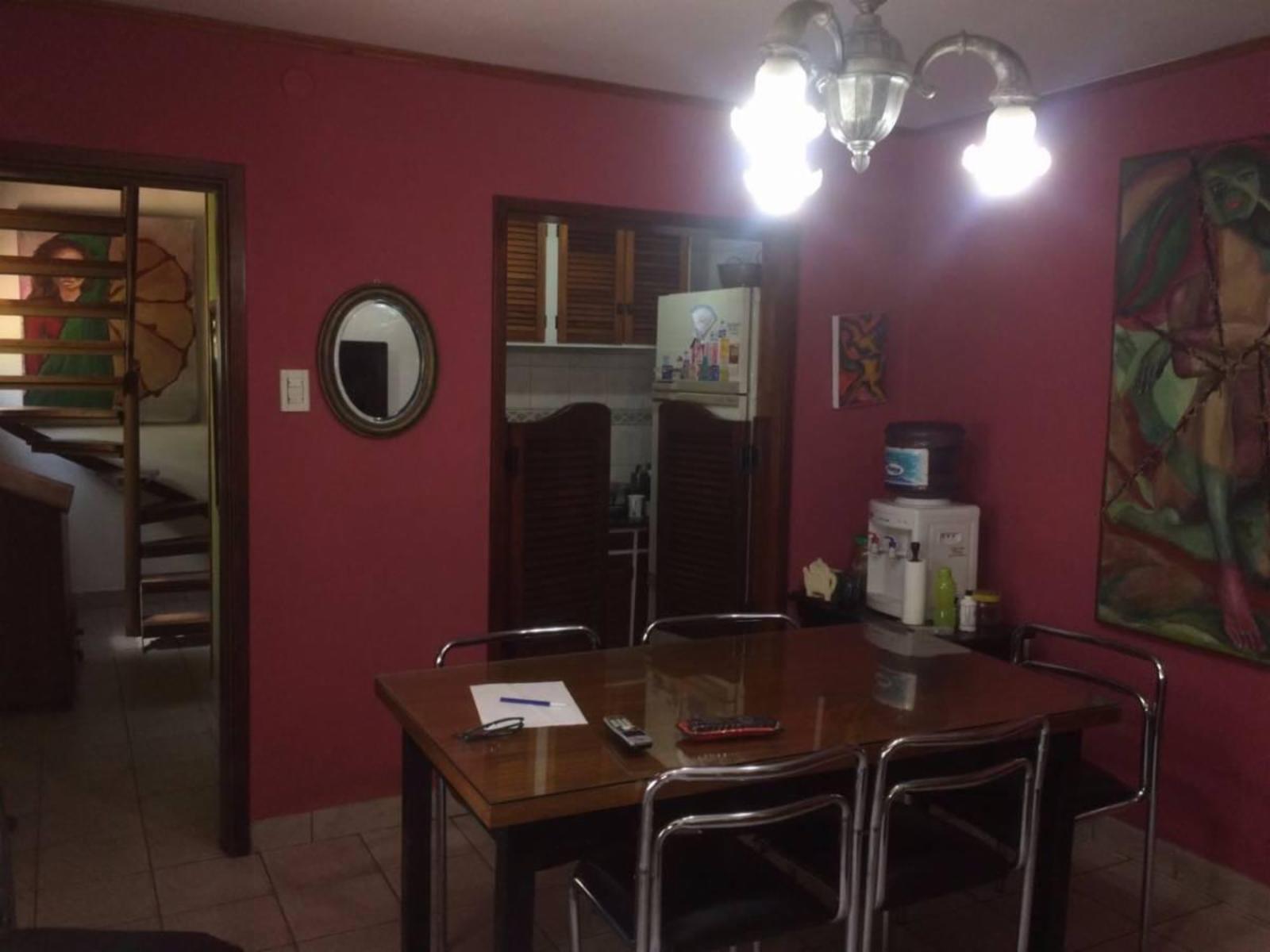 CASA DE 4 AMB. CON LOCAL AL FRENTE — foto 6