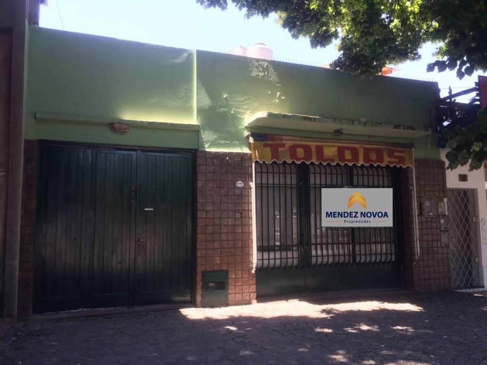 CASA DE 4 AMB. CON LOCAL AL FRENTE — foto 13