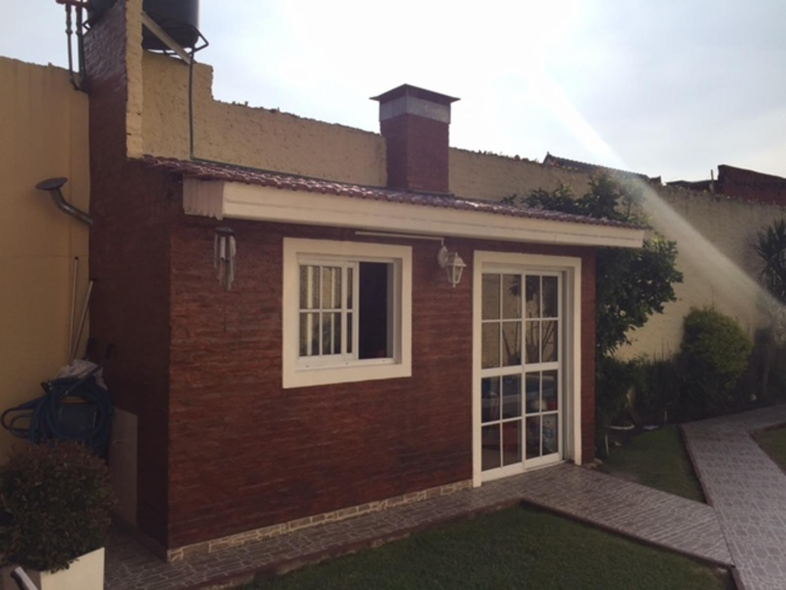CASA EN VENTA PARA 3 FAMILIAS — foto 14