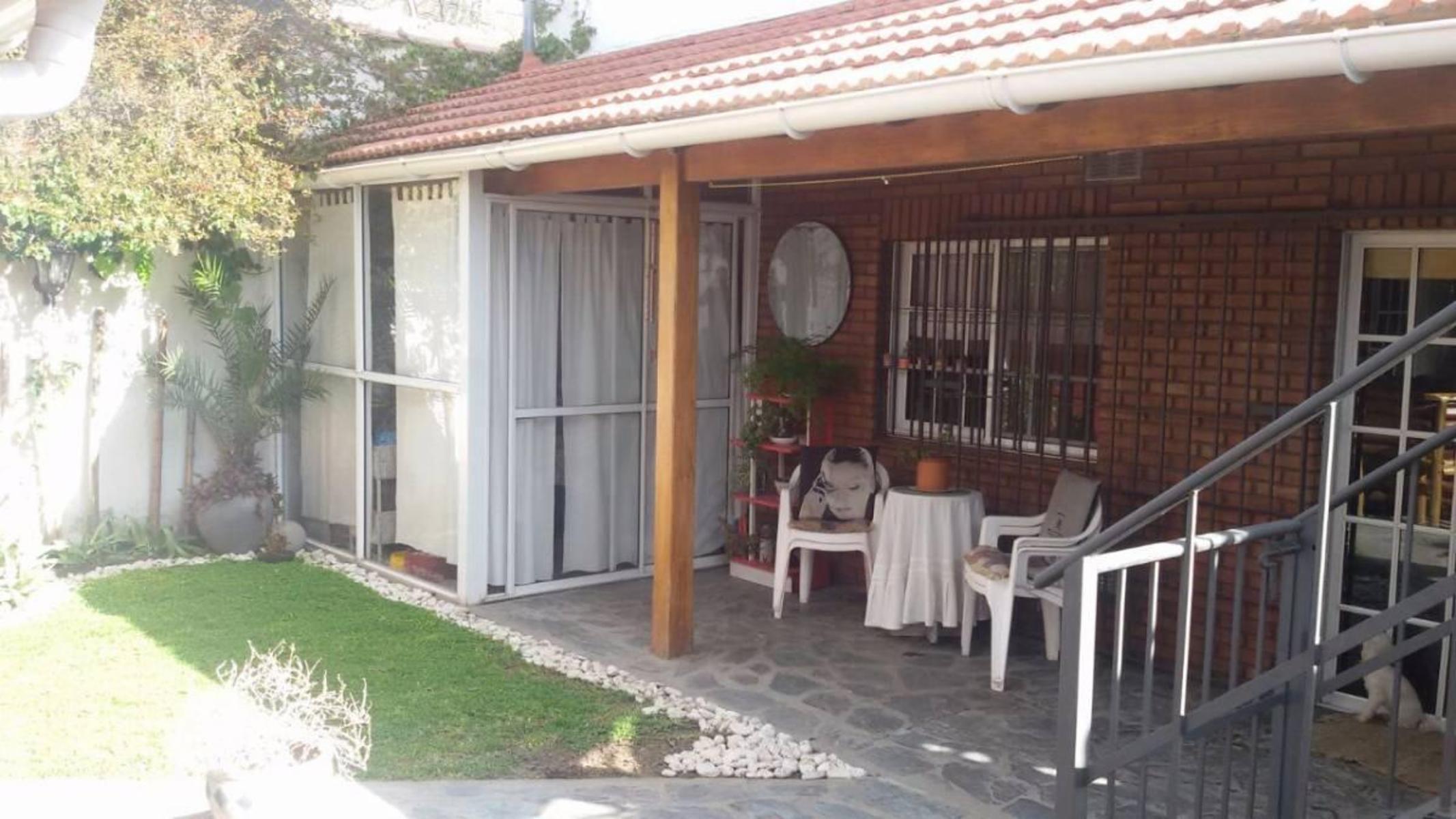 IMPECABLE CHALET EN ZONA RESIDENCIAL — foto 14