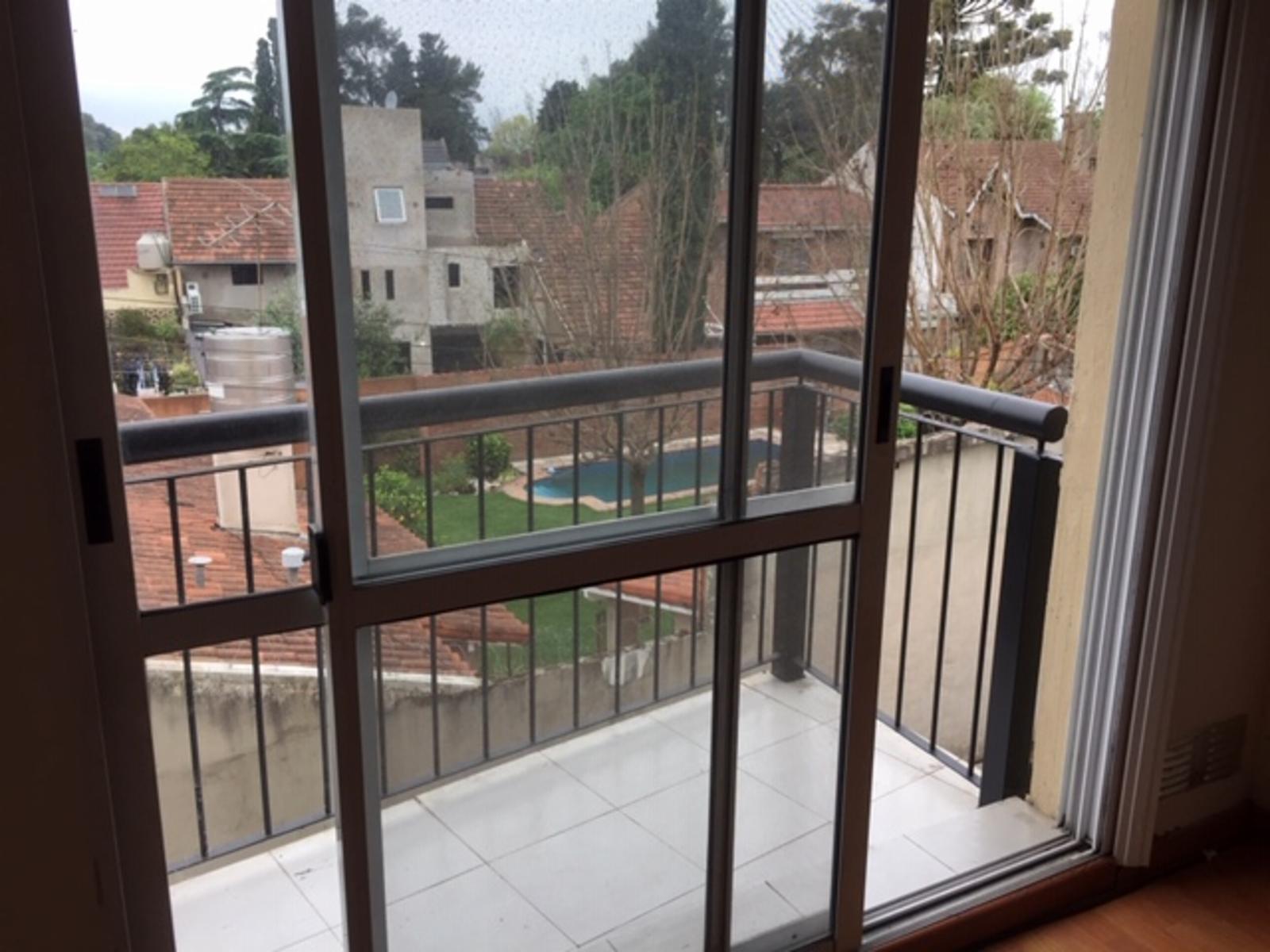 DEPTO DE 3 AMB CON COCHERA — foto 9