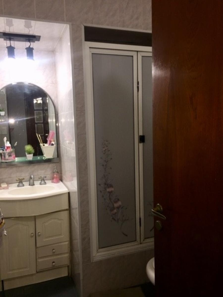 IMPECABLE CASA DE 3 AMB — foto 12