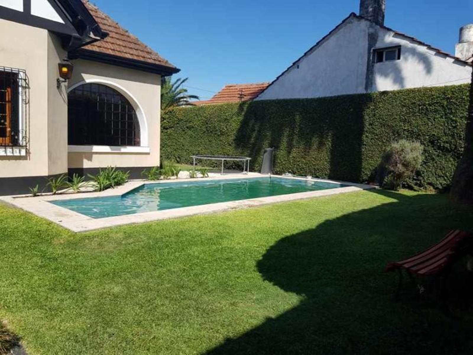 CHALET INGLES DE 4 AMB — foto 7