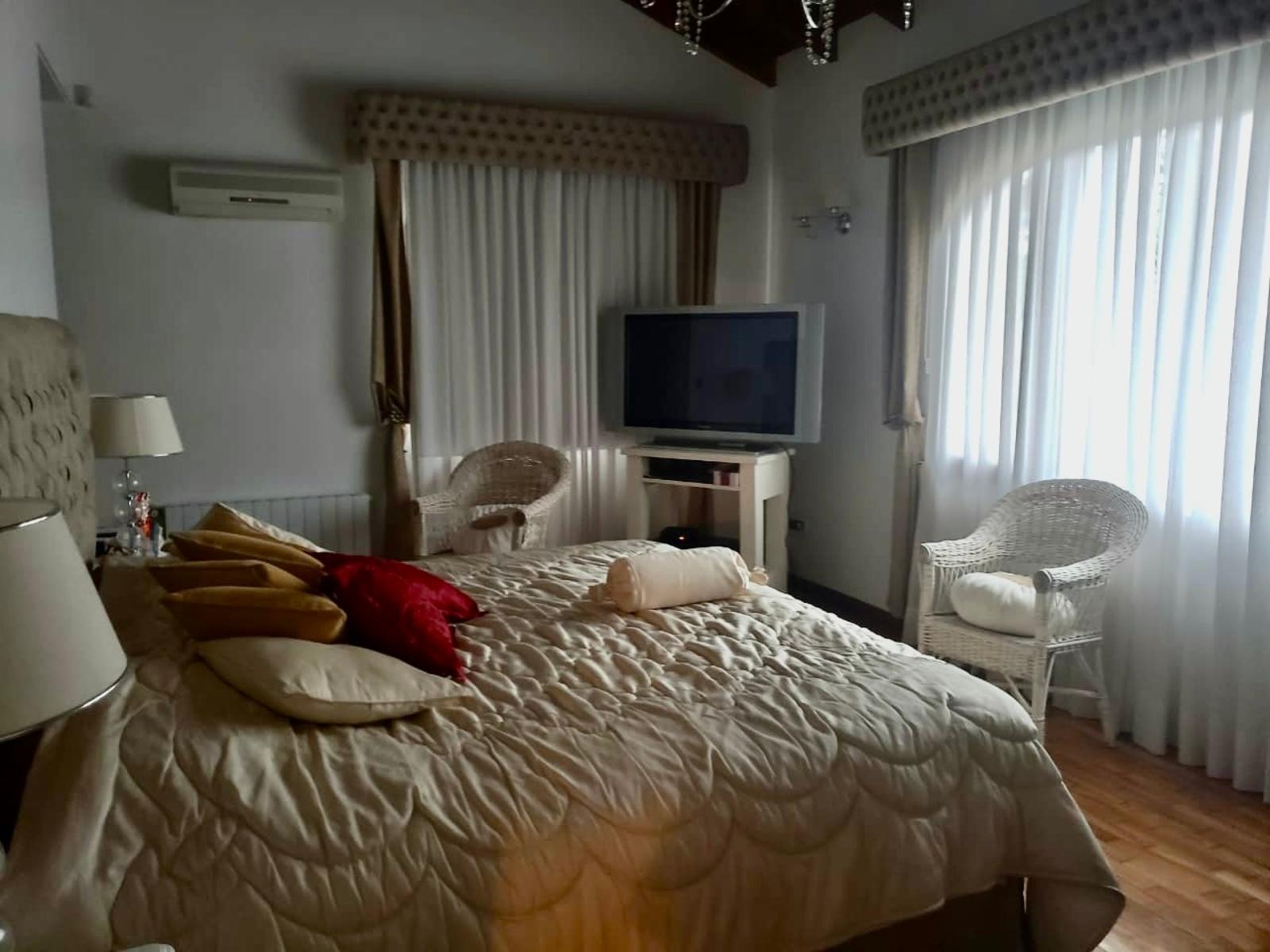 IMPORTANTE CHALET DE 6 AMB EN COUNTRY EL PARAISO — foto 12