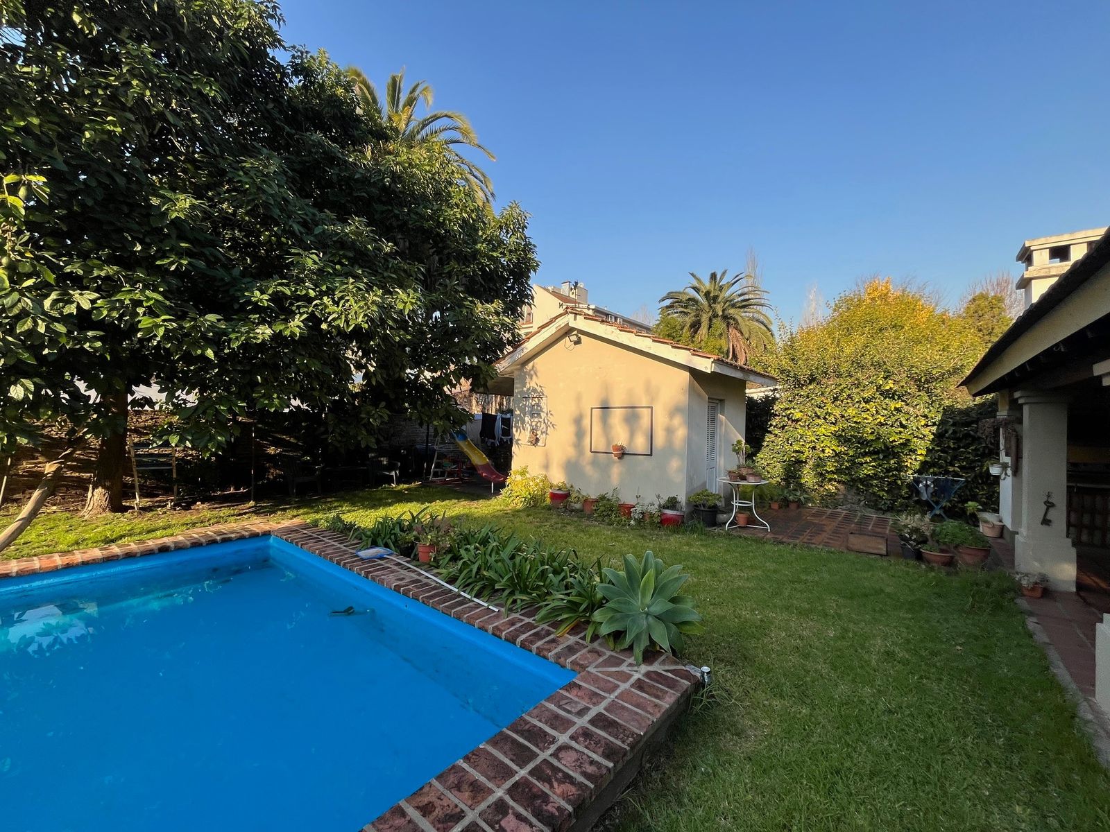 CHALET DE 5 AMB SOBRE IMPORTANTE LOTE — foto 5