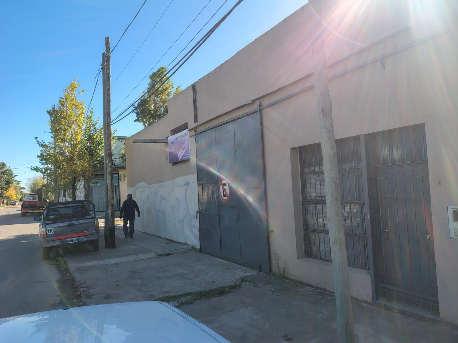 Deposito con oficinas y local en alquiler - 2
