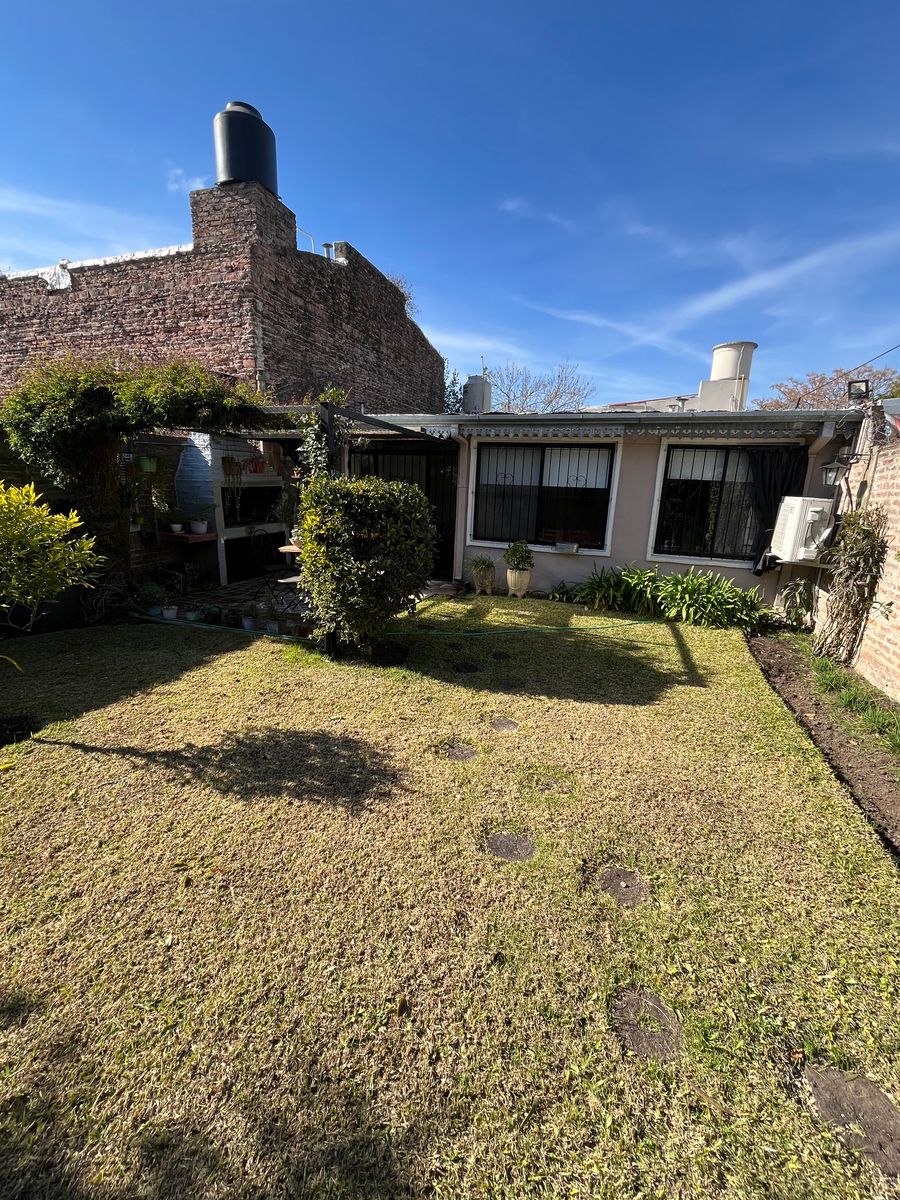 MUY LINDA CASA EN UNA PLANTA DE 3 AMB - 5