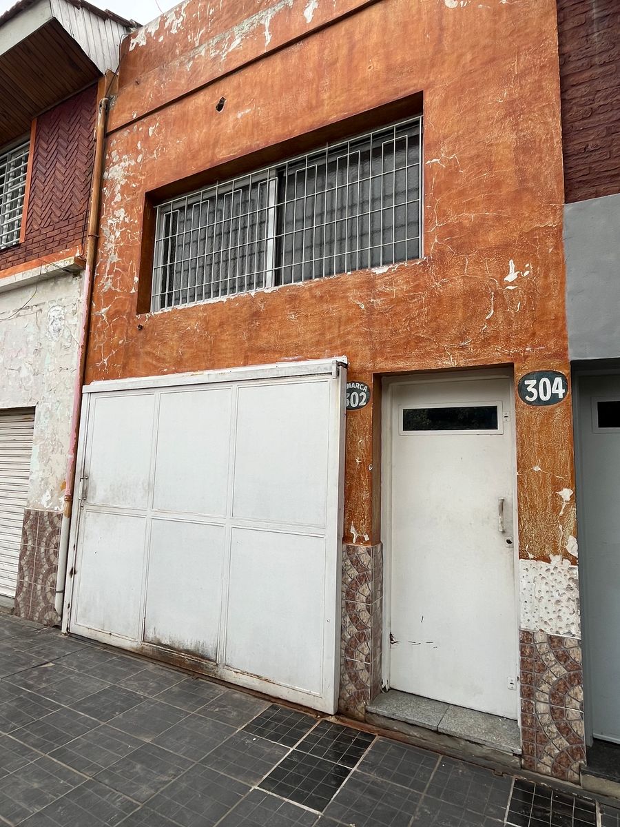 Depto de 4 amb en esquina con cochera - 16