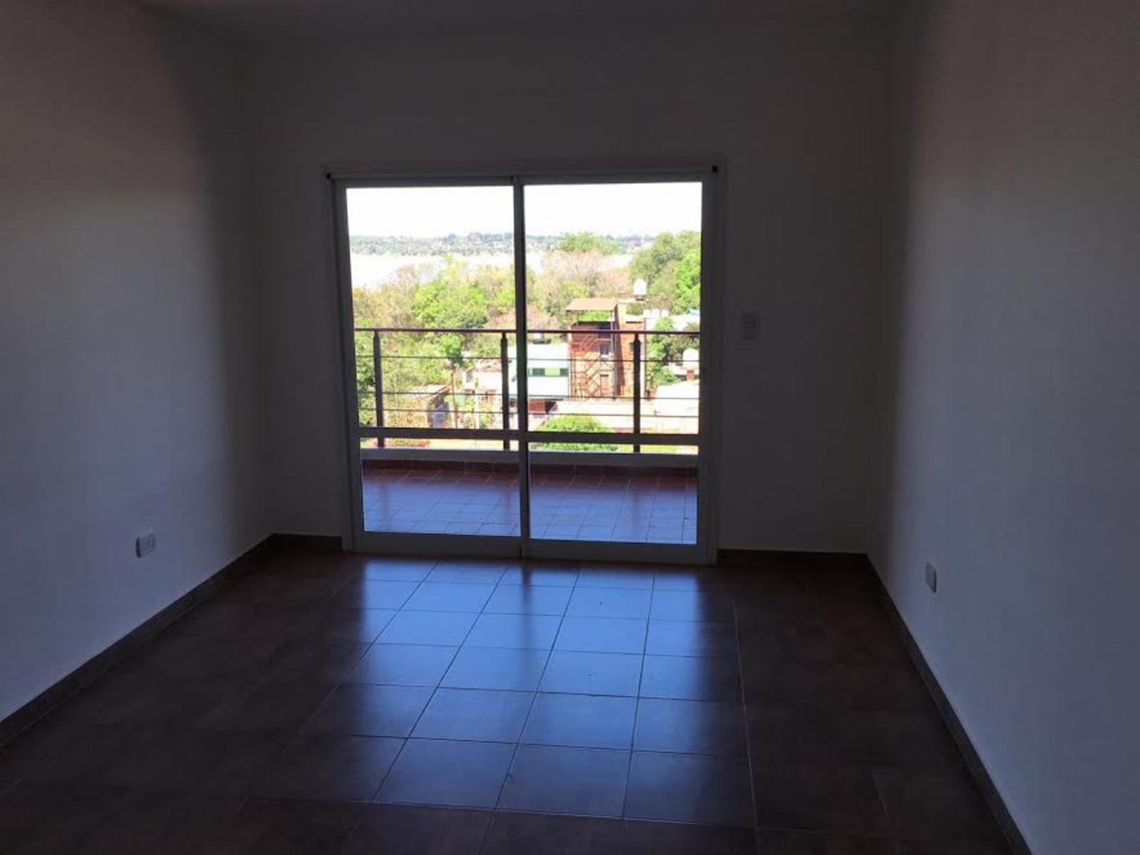 Venta. LindIsimo depto frente al rio 1 dormit 1 baños .- Nuevo. Increibles vistas.- Con termotanque — foto 4