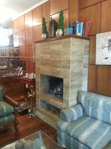 Lindísima casa Bo.Patoty en dos plantas, detalles de gran jerarquía.en mármol y espejos.-3 dormitorios, 2 baños